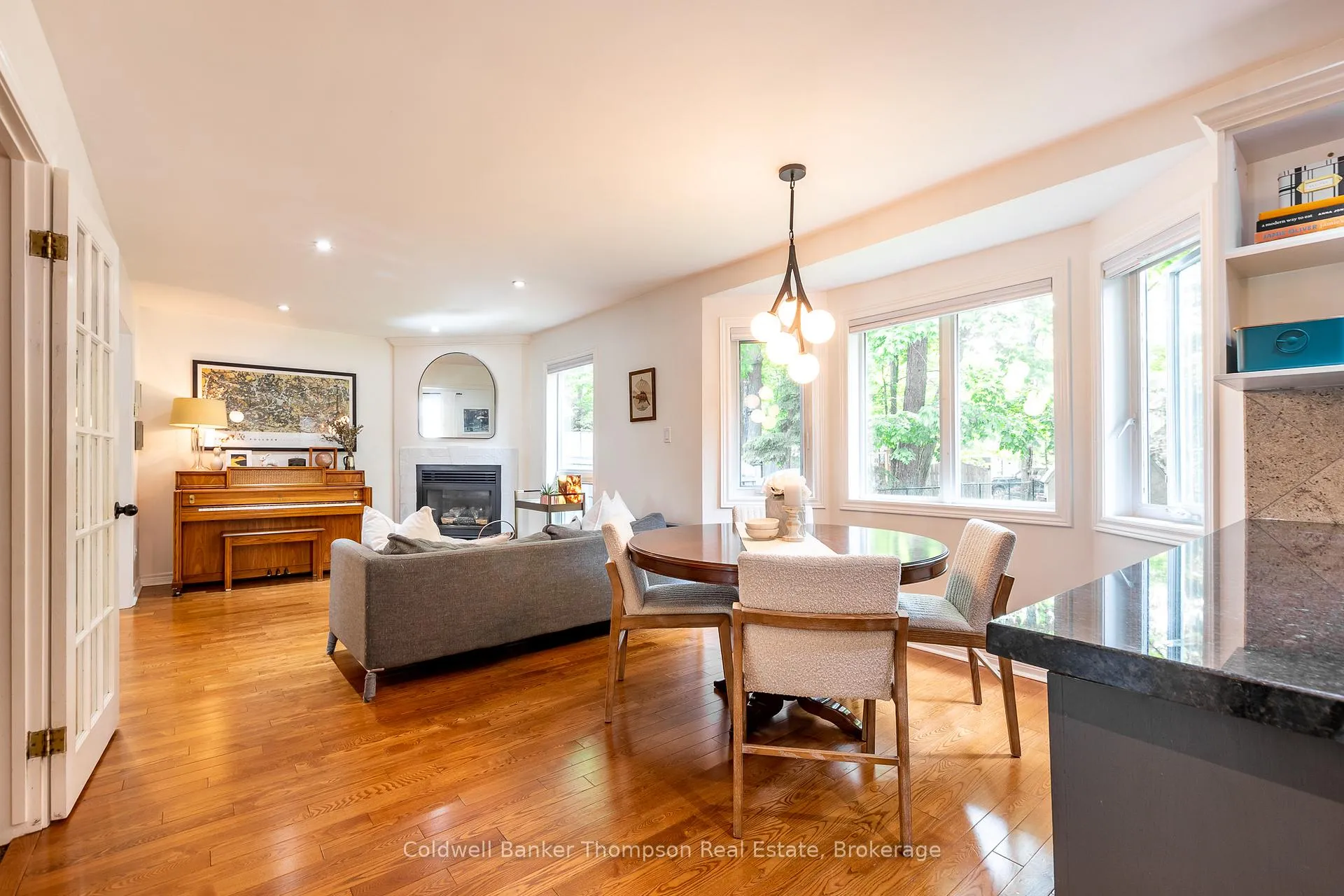 Photo 9 of 18 Sadler Drive, Bracebridge, Macaulay — HOMEH