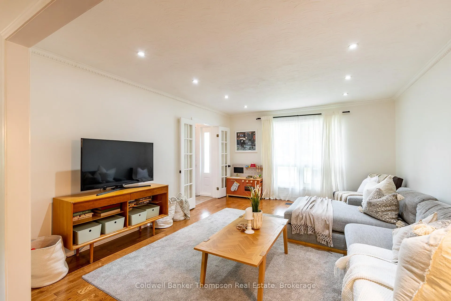 Photo 15 of 18 Sadler Drive, Bracebridge, Macaulay — HOMEH