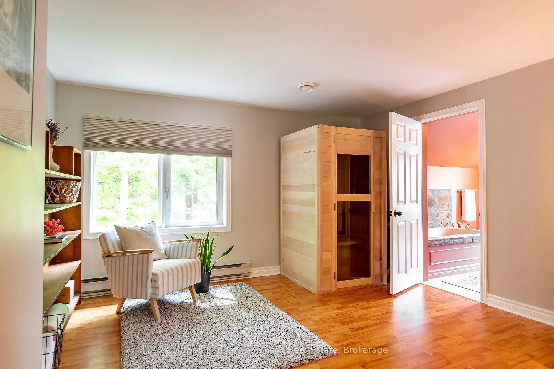 Photo 24 of 18 Sadler Drive, Bracebridge, Macaulay — HOMEH