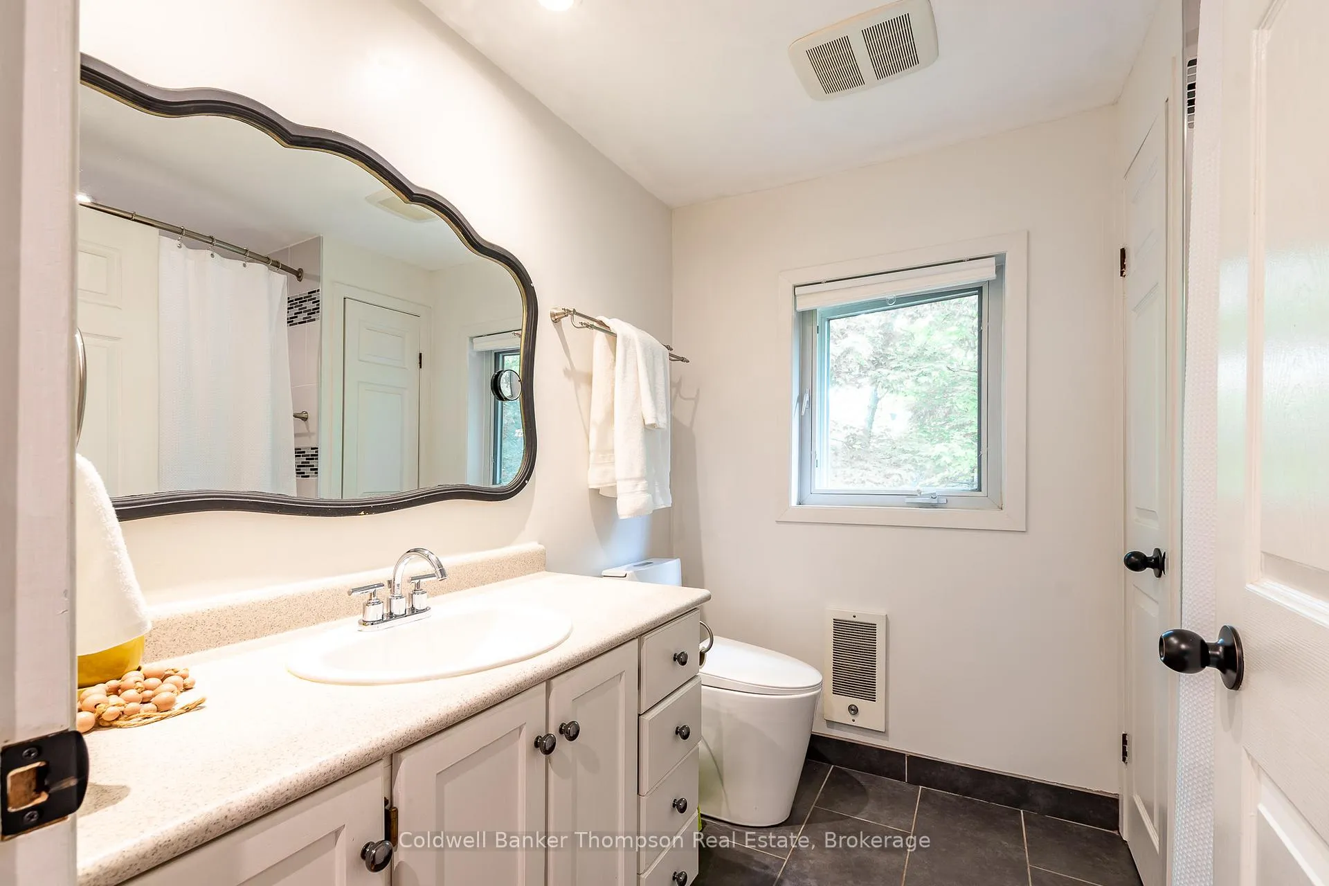 Photo 29 of 18 Sadler Drive, Bracebridge, Macaulay — HOMEH