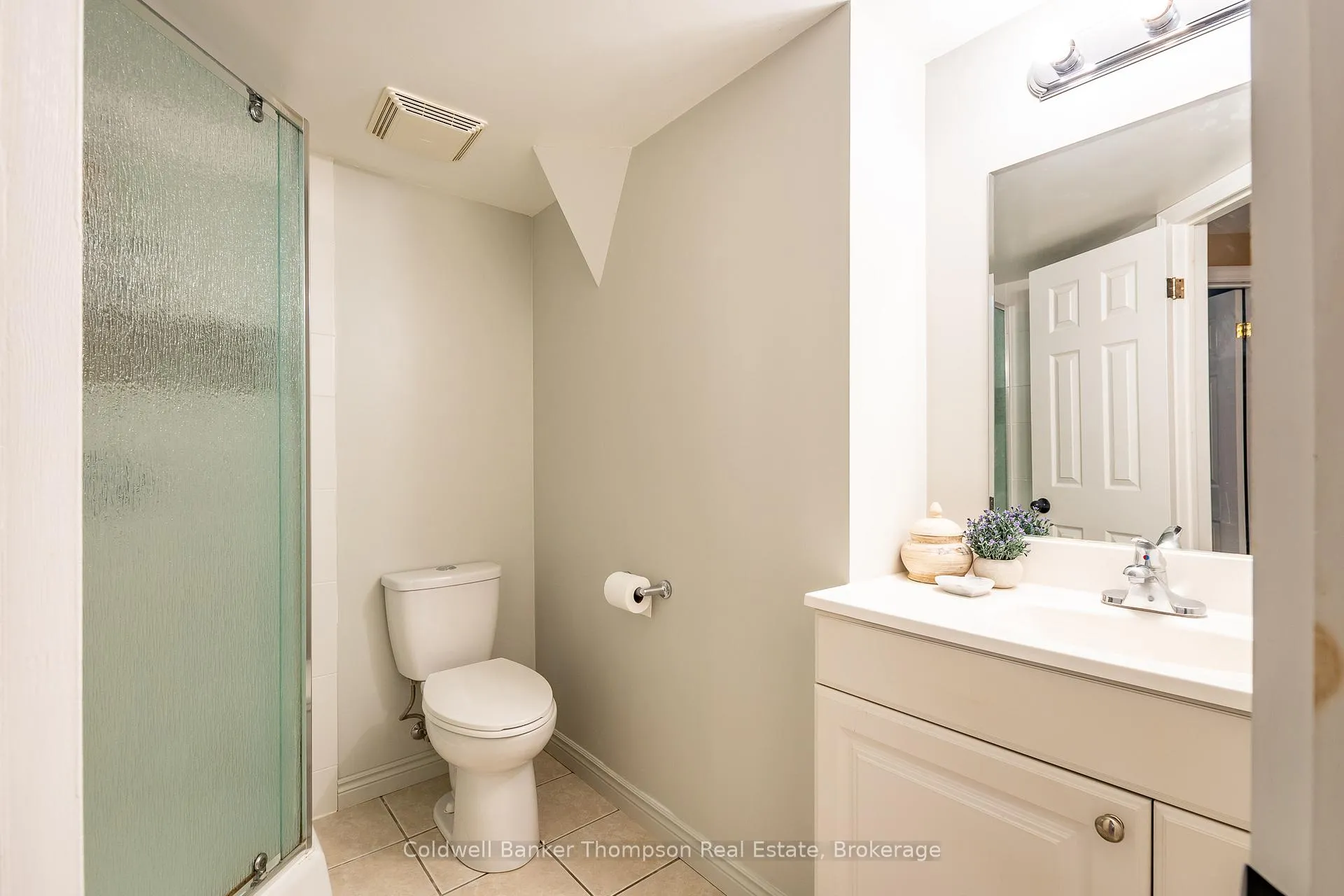 Photo 38 of 18 Sadler Drive, Bracebridge, Macaulay — HOMEH