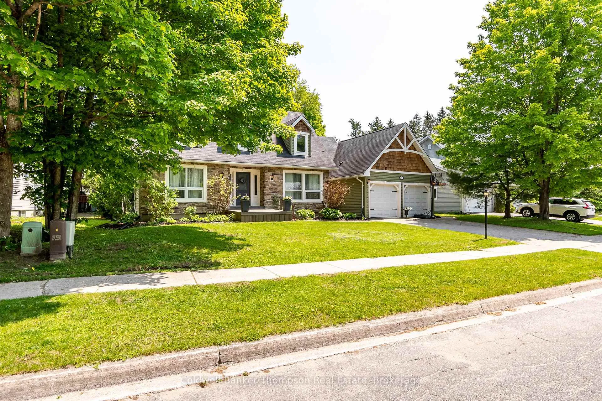 Photo 48 of 18 Sadler Drive, Bracebridge, Macaulay — HOMEH