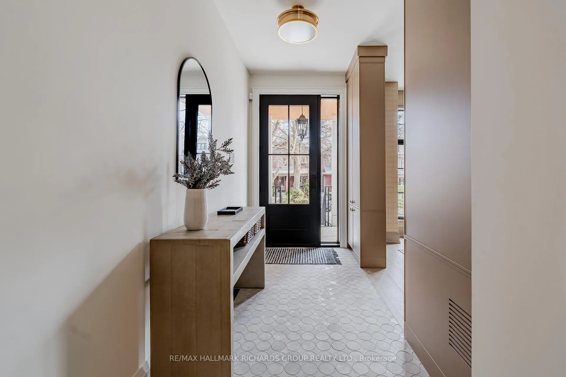 Photo 3 of 42A Elmer Avenue, Toronto, The Beaches — HOMEH