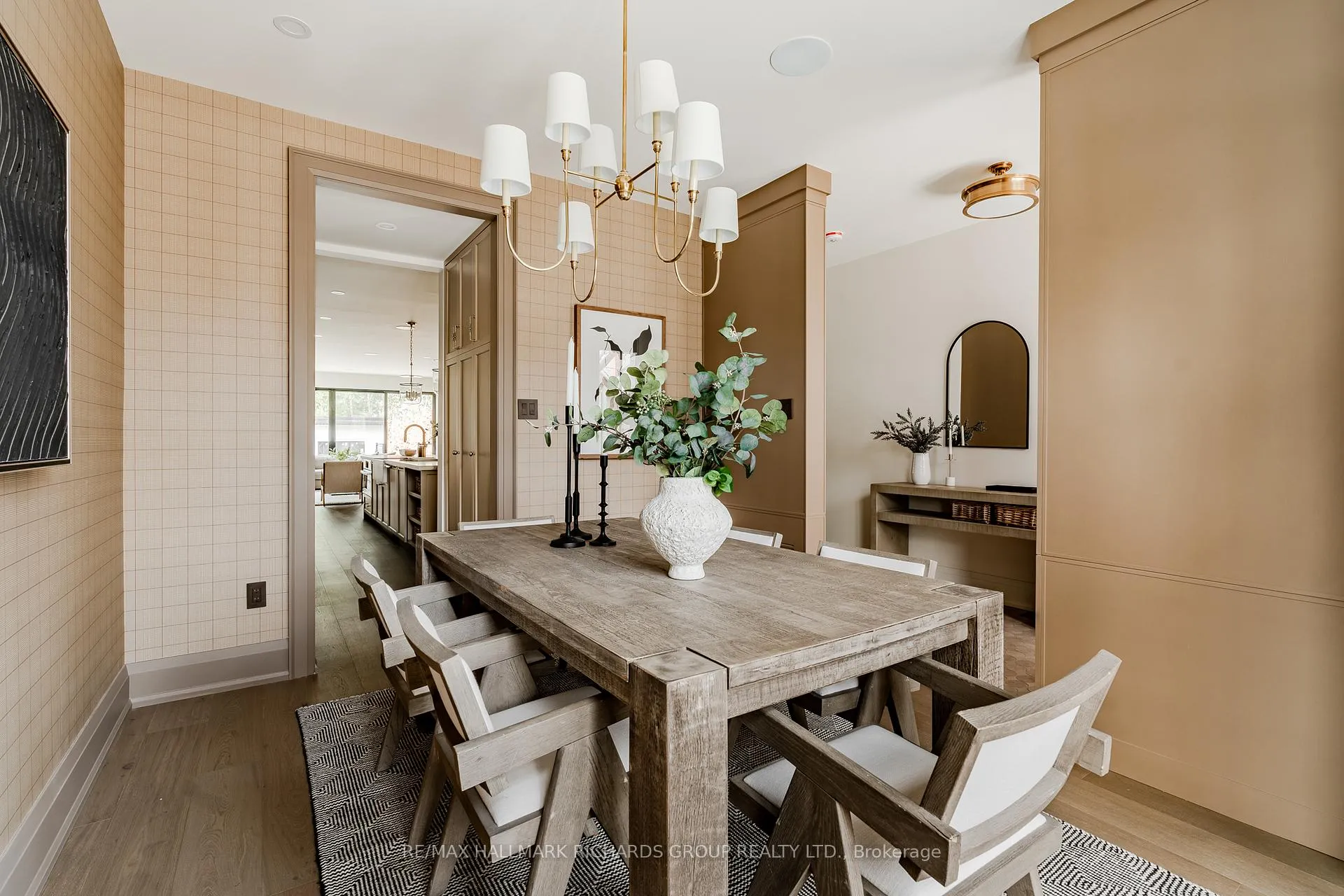 Photo 5 of 42A Elmer Avenue, Toronto, The Beaches — HOMEH
