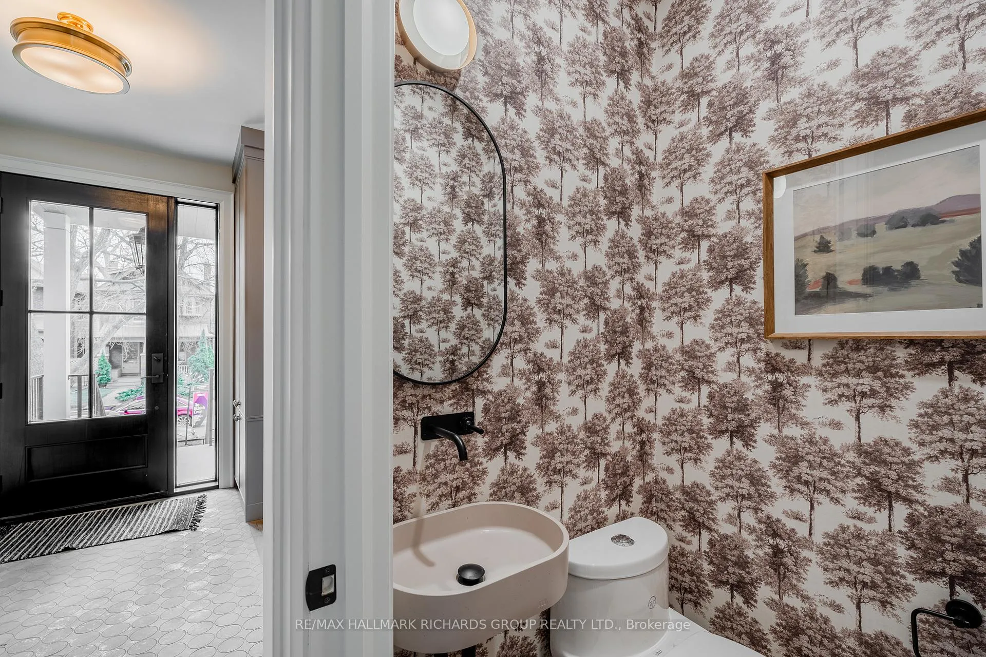 Photo 11 of 42A Elmer Avenue, Toronto, The Beaches — HOMEH