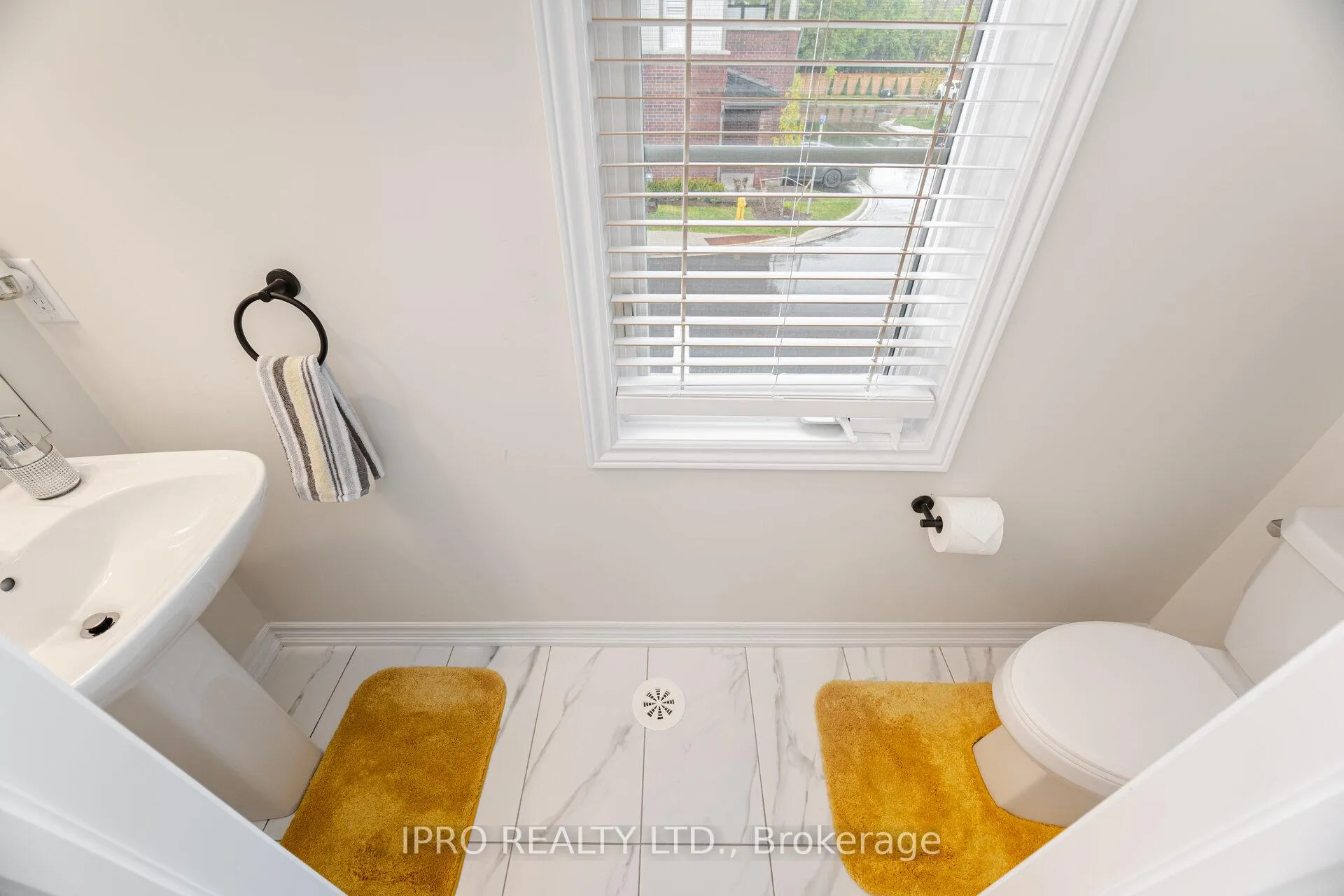 Photo 17 of 2097 Prestonvale Road, Clarington, Courtice — HOMEH