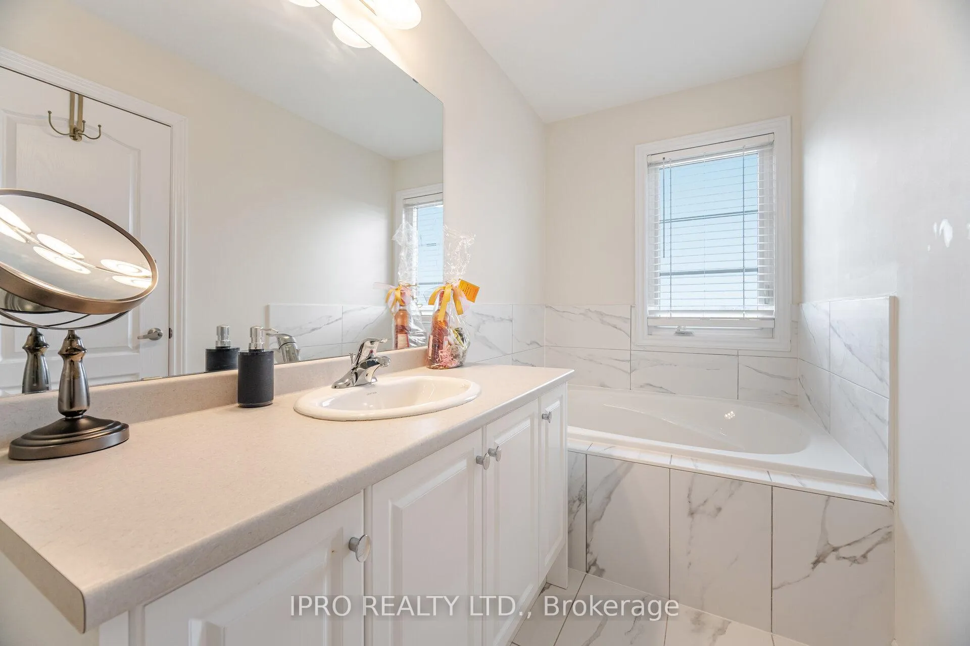 Photo 25 of 2097 Prestonvale Road, Clarington, Courtice — HOMEH