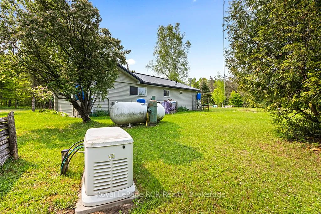 Photo 32 of 134746 Sideroad 15 Side Road, Grey Highlands — HOMEH