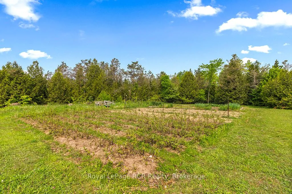 Photo 36 of 134746 Sideroad 15 Side Road, Grey Highlands — HOMEH