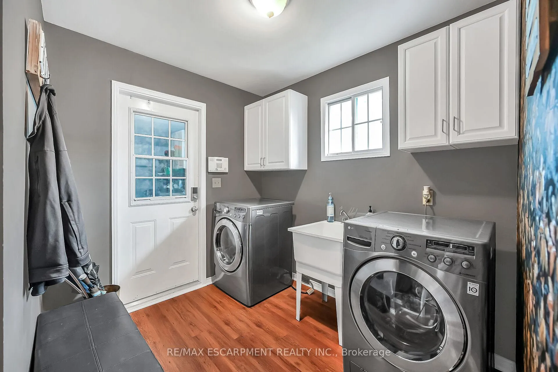 Photo 19 of 33 Marley Crescent, Haldimand — HOMEH