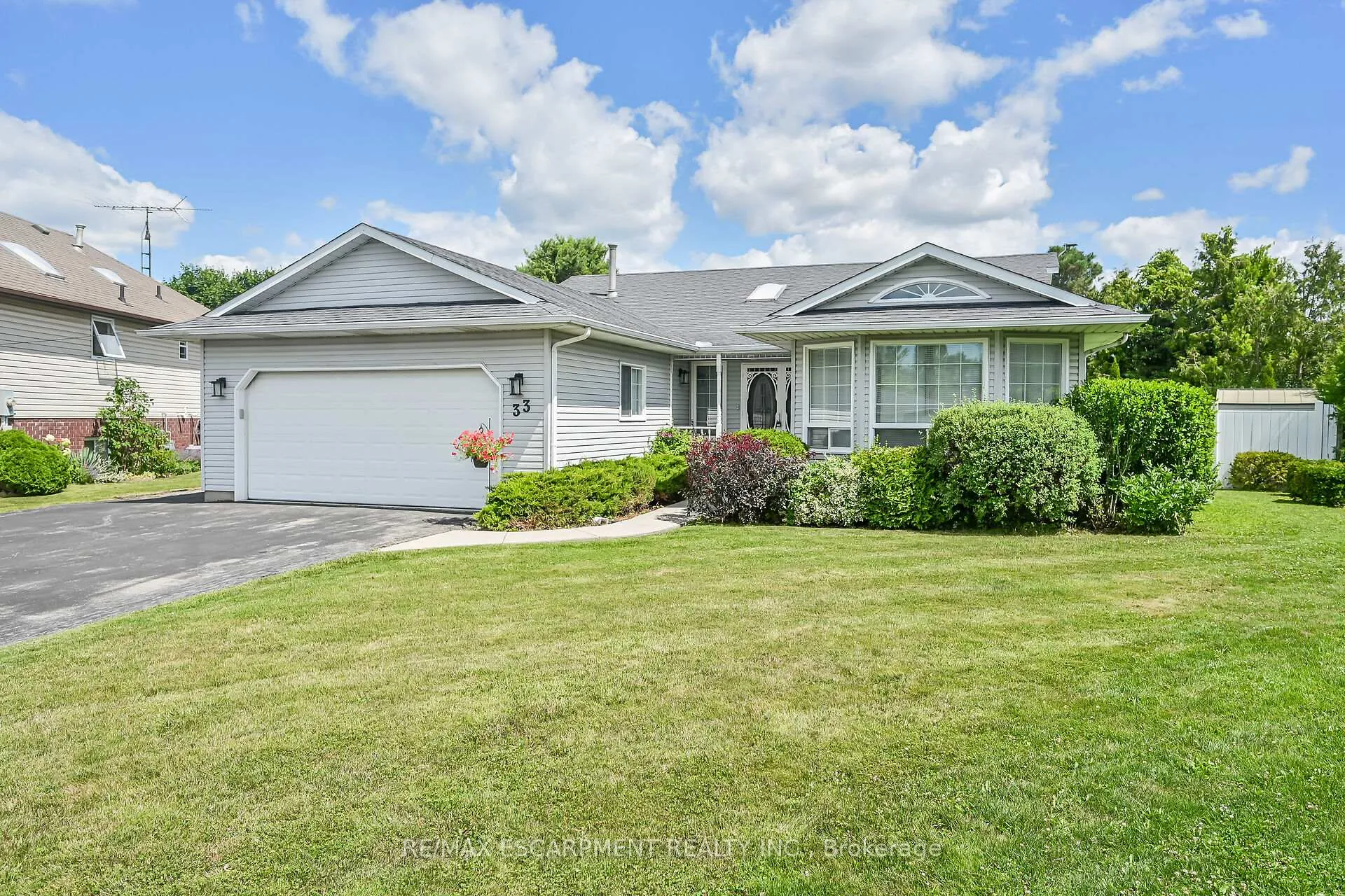 Photo 43 of 33 Marley Crescent, Haldimand — HOMEH