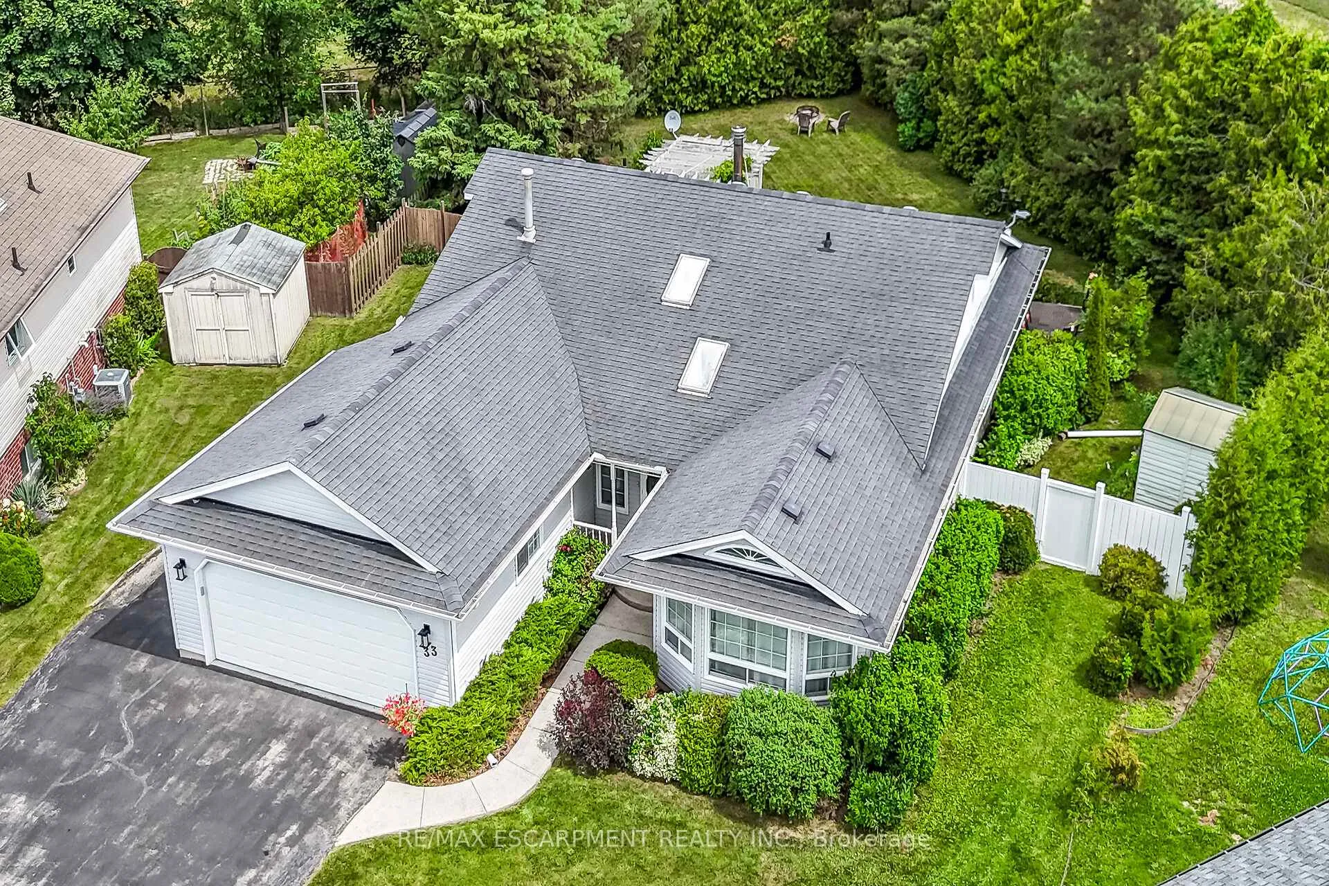 Photo 44 of 33 Marley Crescent, Haldimand — HOMEH