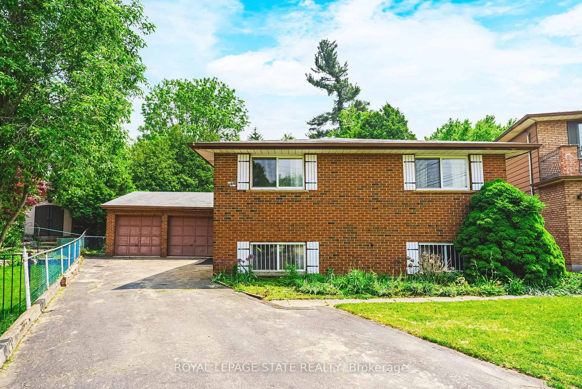 Front of 117 Iona Avenue