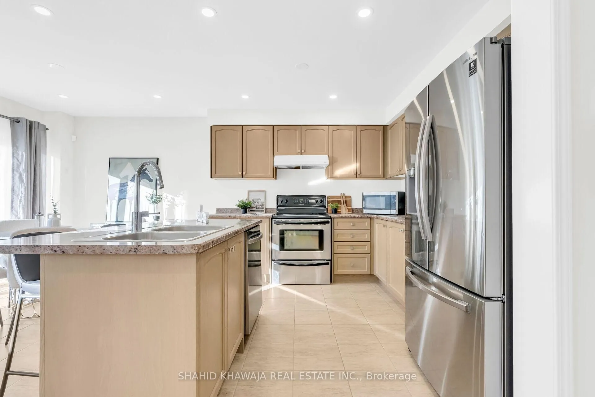 Photo 10 of 9 Esther Crescent, Thorold, Hurricane/Merrittville — HOMEH