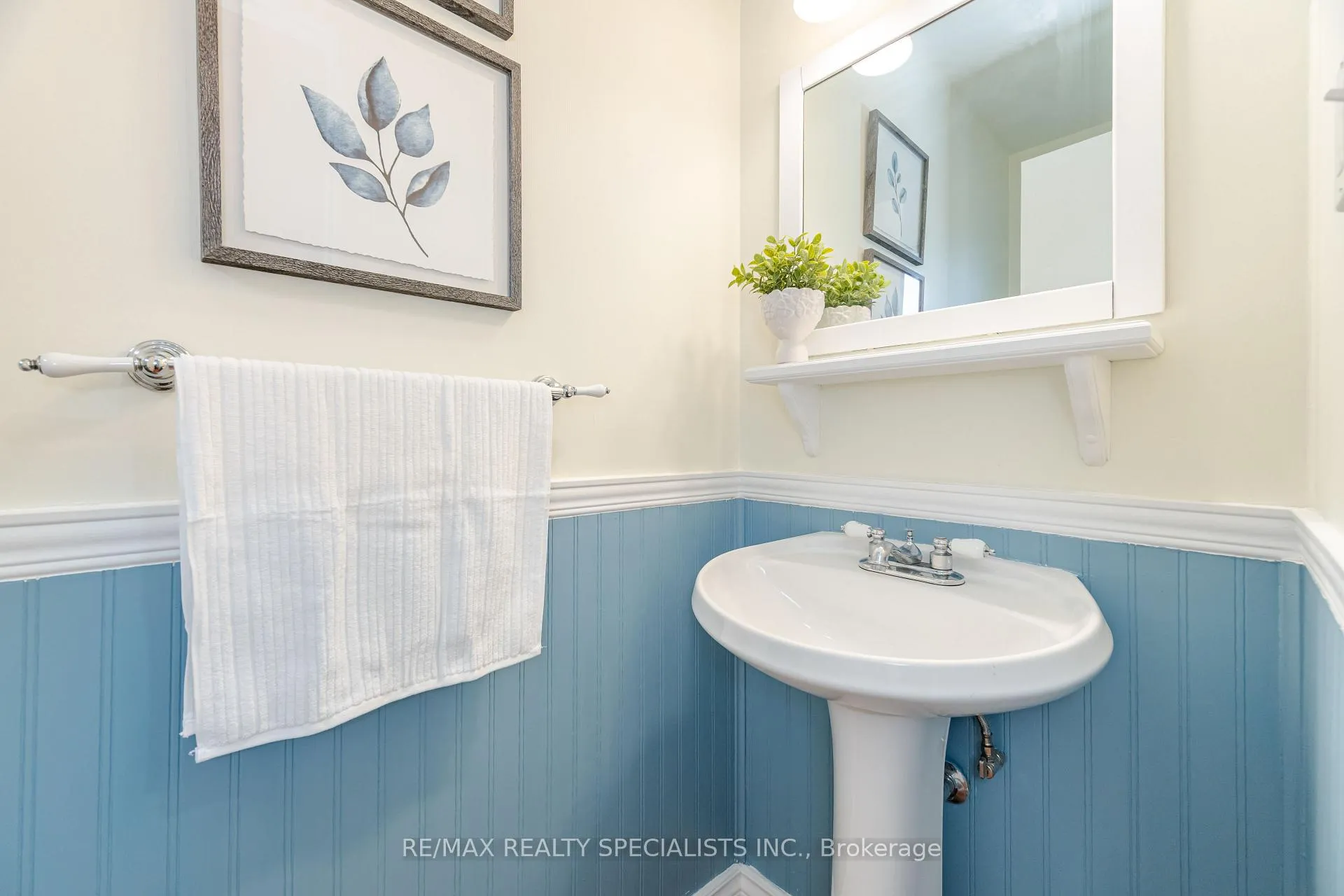 Photo 16 of 1829 Foleyet Crescent N, Pickering, Liverpool — HOMEH
