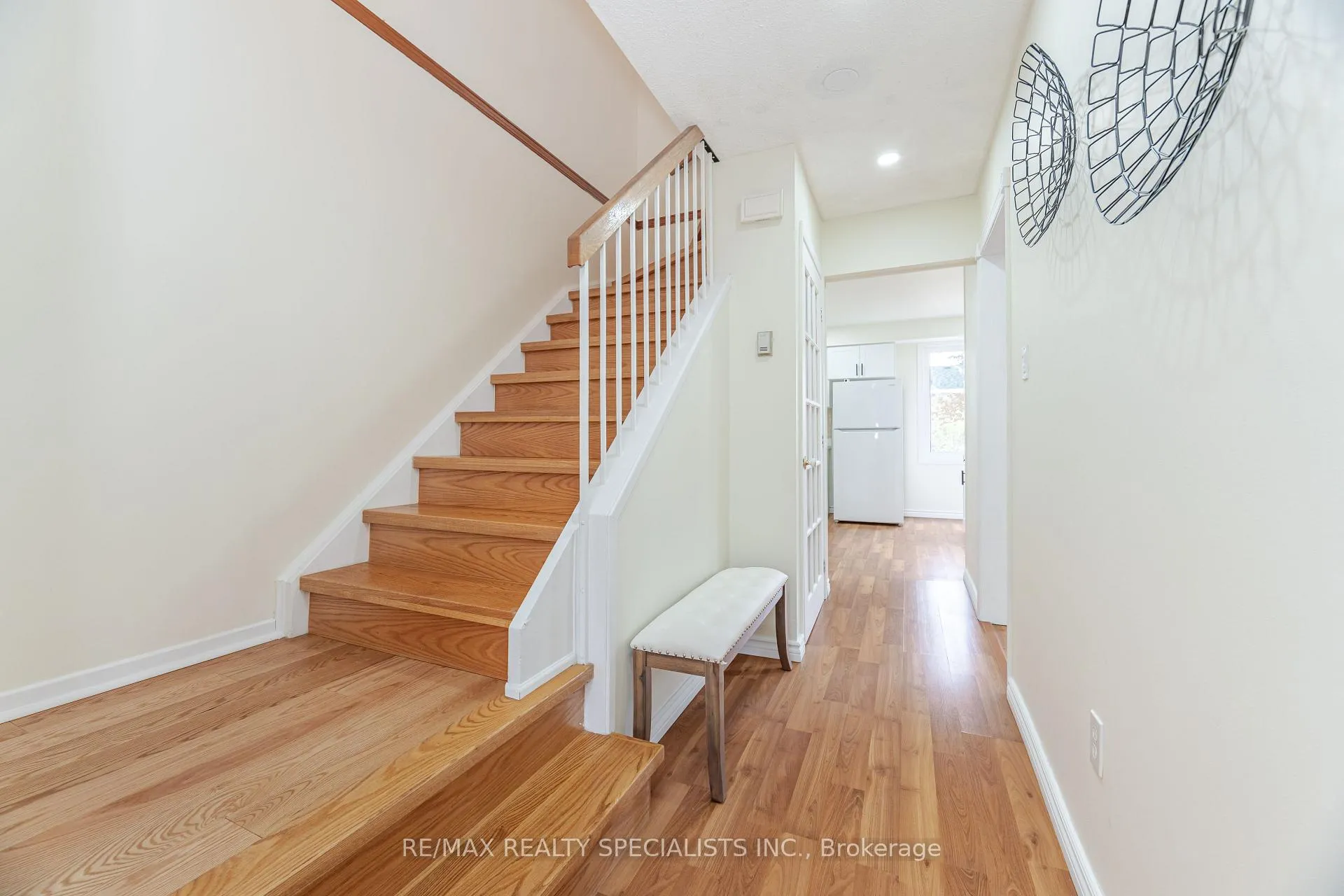 Photo 18 of 1829 Foleyet Crescent N, Pickering, Liverpool — HOMEH
