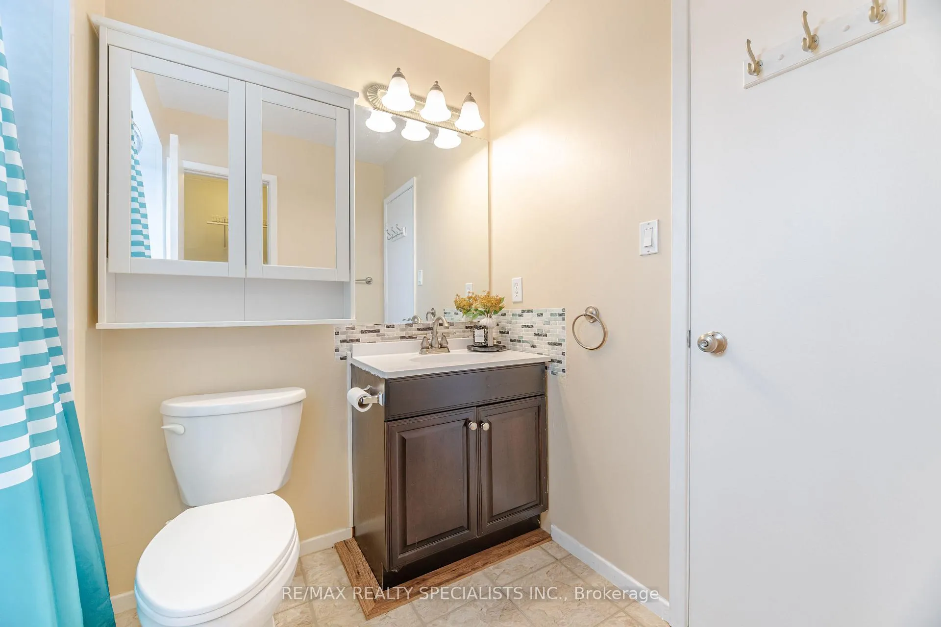 Photo 23 of 1829 Foleyet Crescent N, Pickering, Liverpool — HOMEH