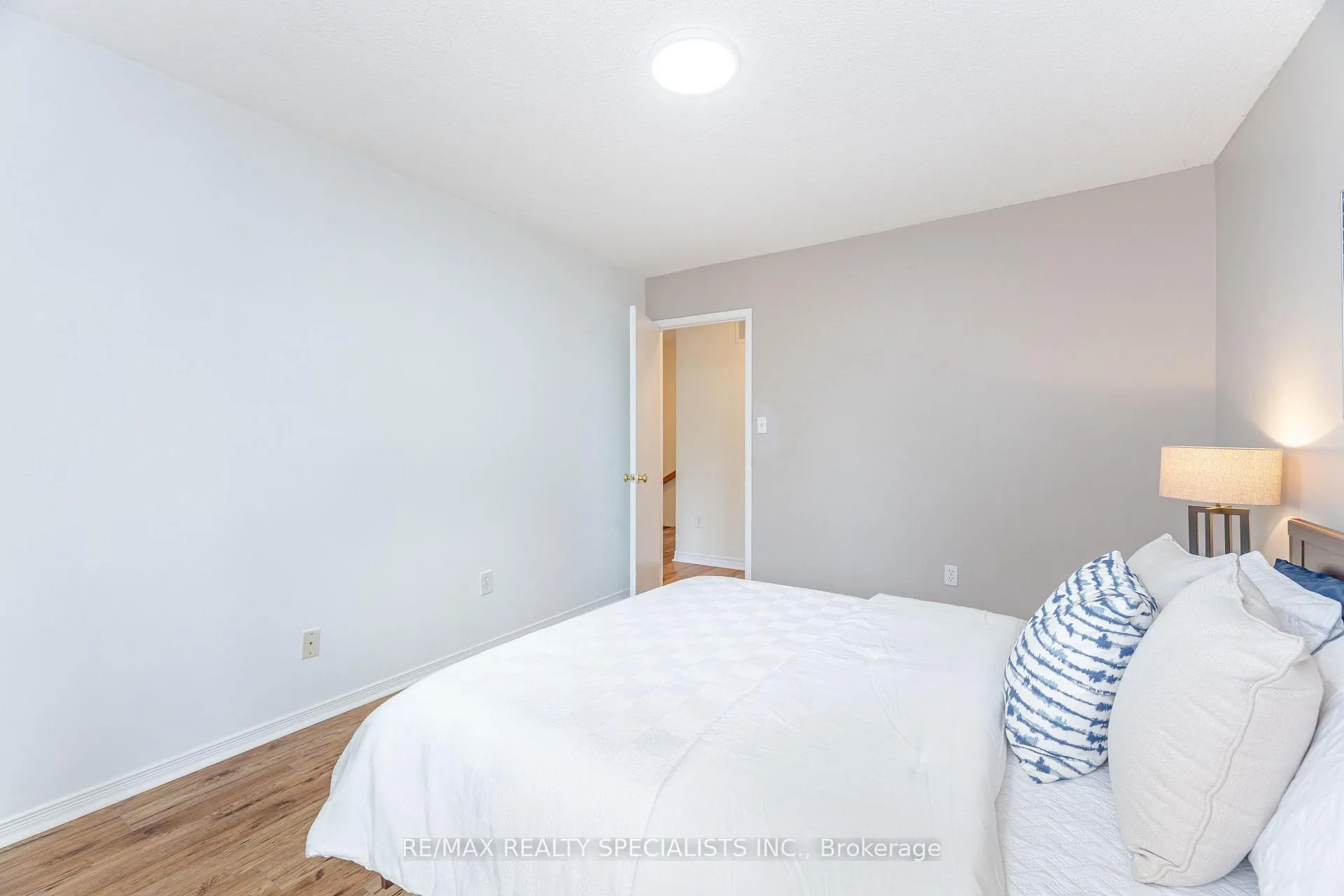 Photo 26 of 1829 Foleyet Crescent N, Pickering, Liverpool — HOMEH