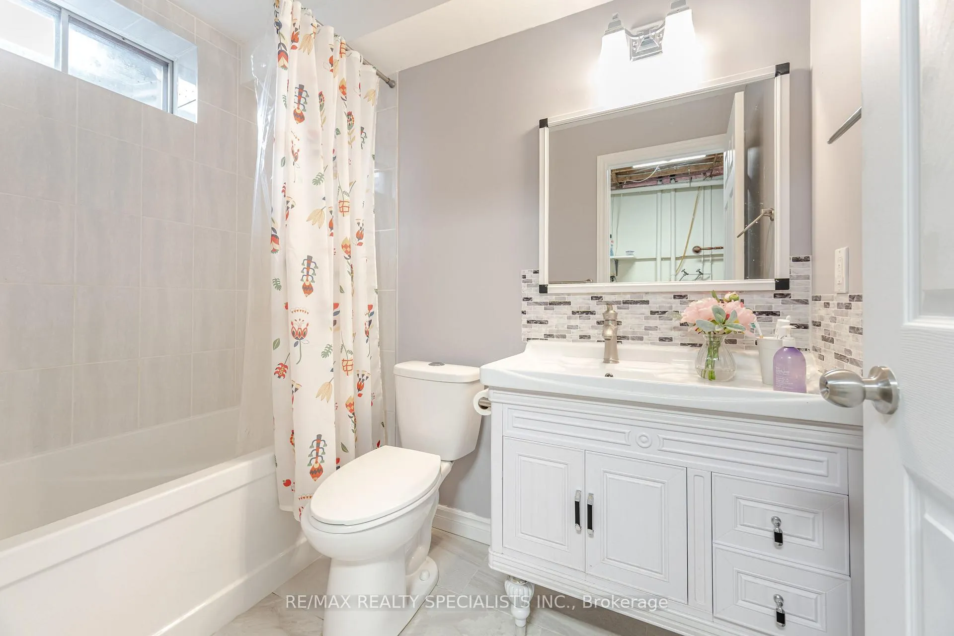 Photo 33 of 1829 Foleyet Crescent N, Pickering, Liverpool — HOMEH