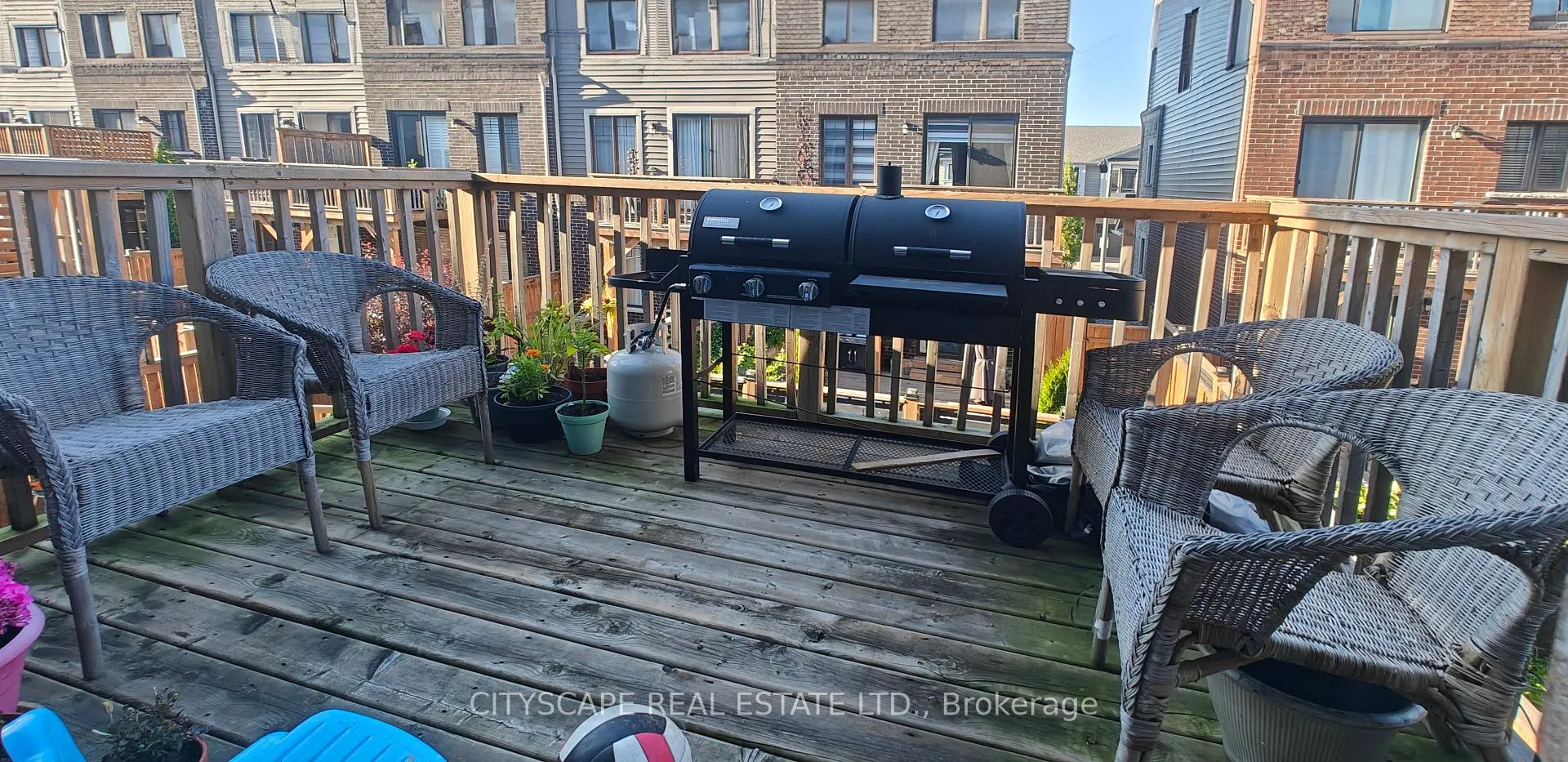 Photo 15 of 74 Esplanade Lane, Grimsby, Grimsby Beach — HOMEH