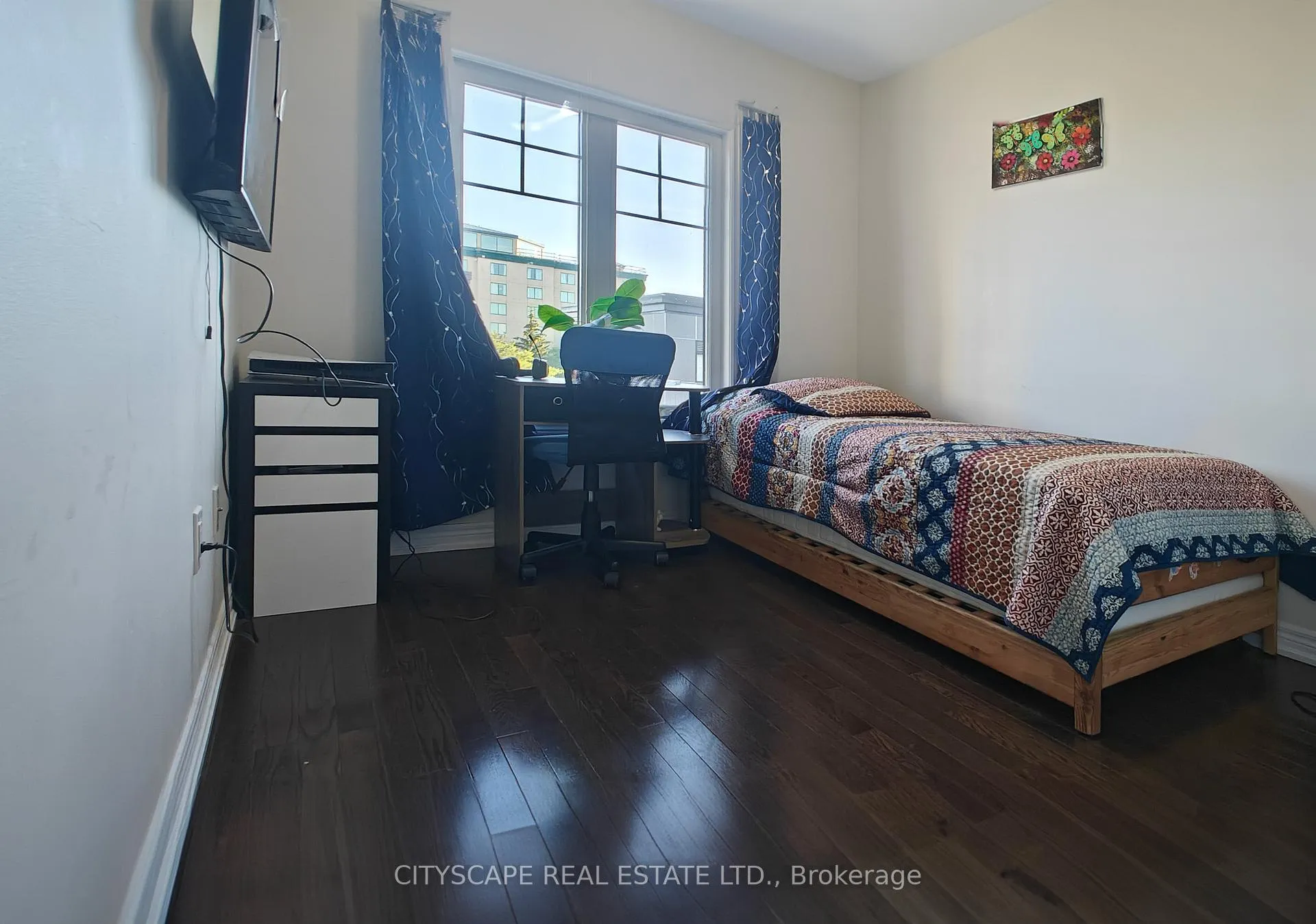 Photo 20 of 74 Esplanade Lane, Grimsby, Grimsby Beach — HOMEH