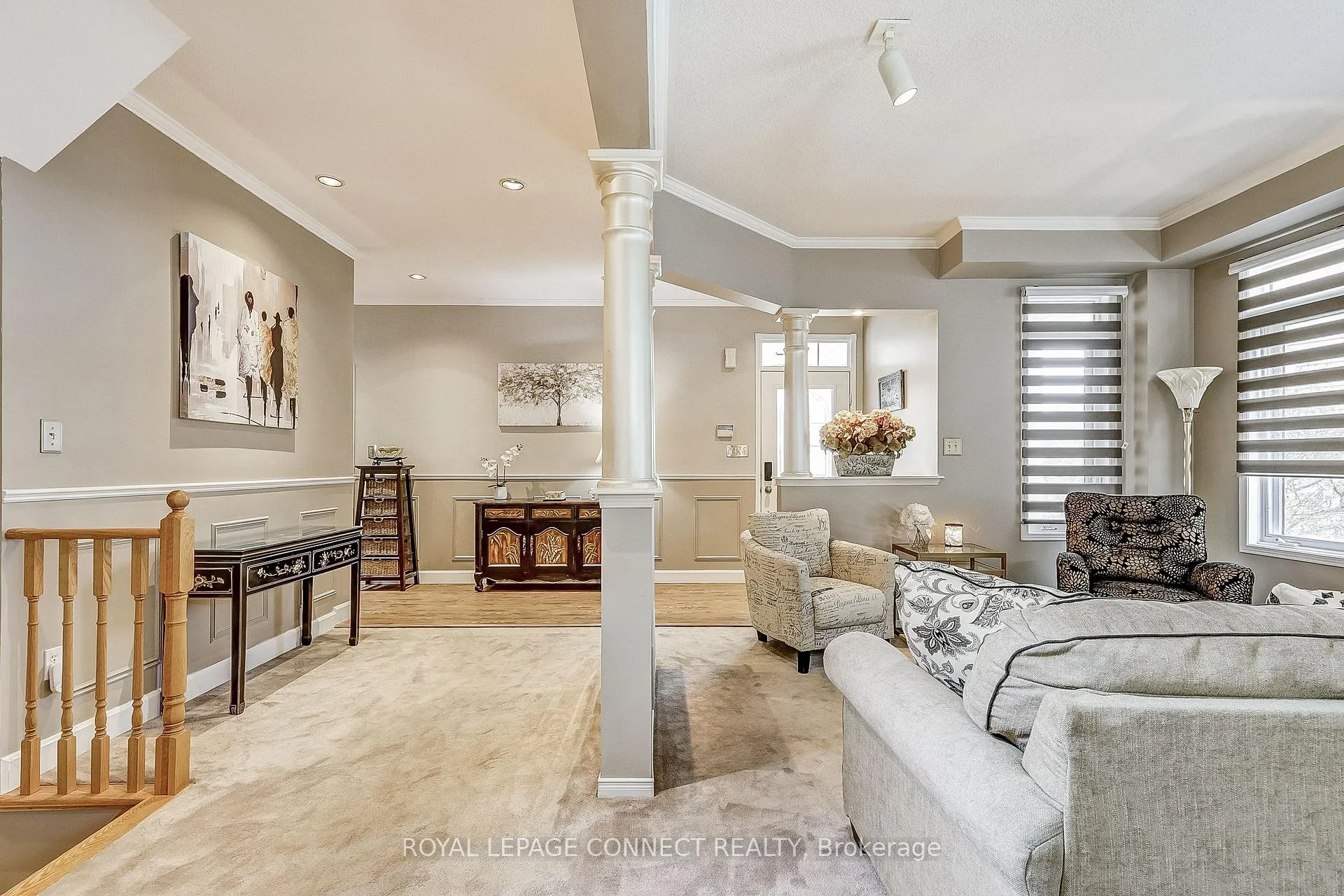 Photo 3 of 439 Woodsmere Crescent E, Pickering, Amberlea — HOMEH