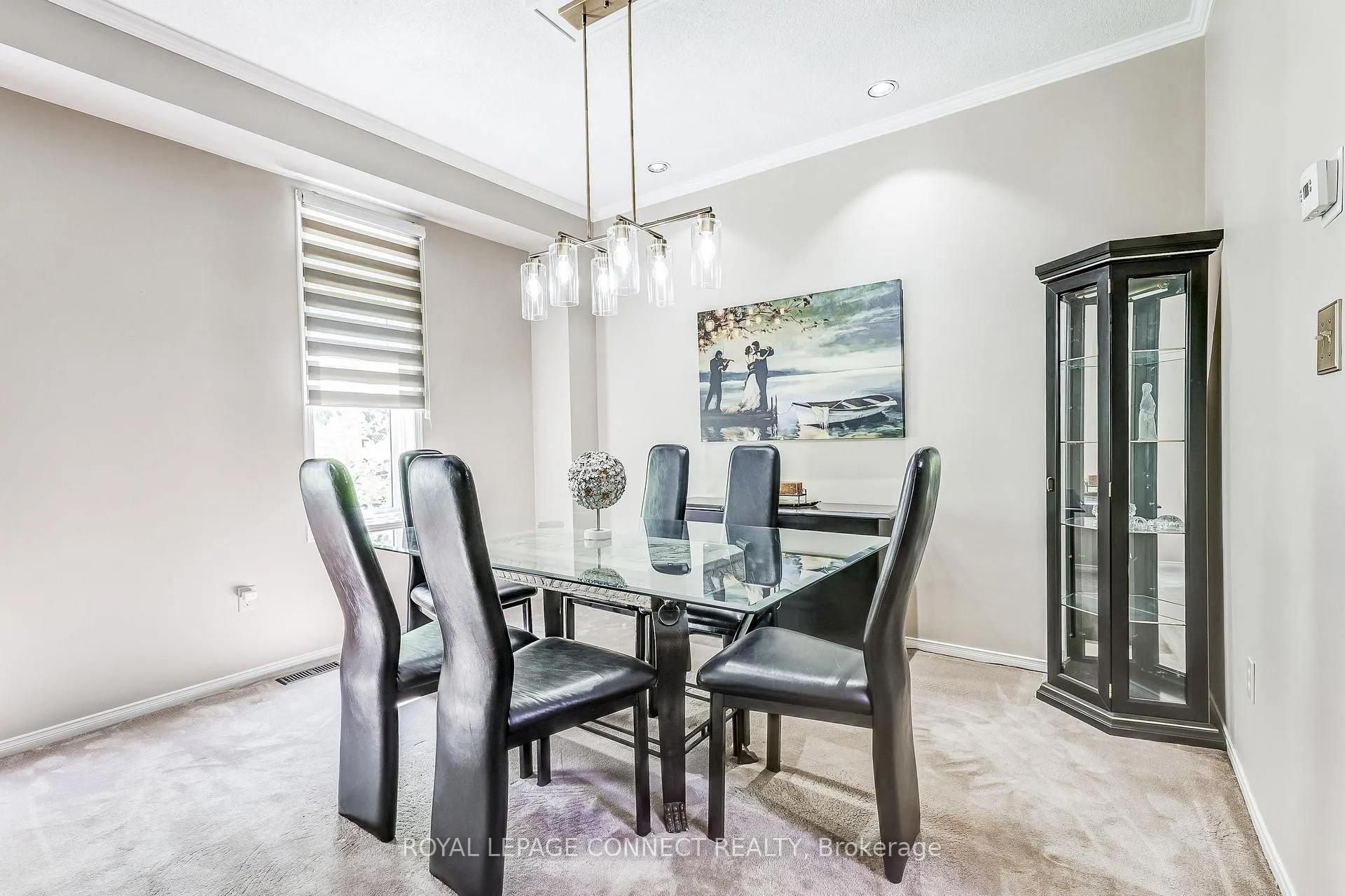 Photo 5 of 439 Woodsmere Crescent E, Pickering, Amberlea — HOMEH