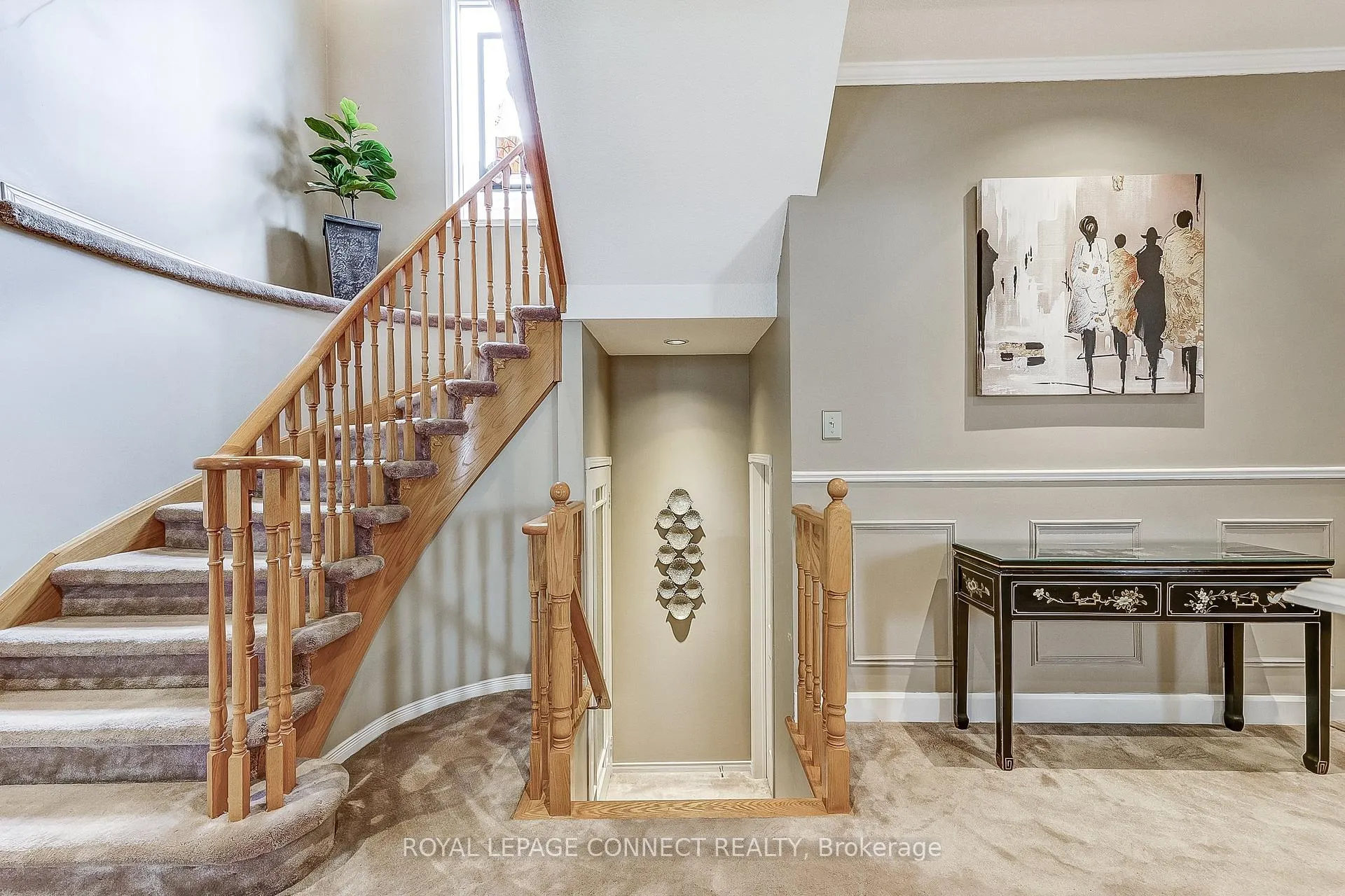 Photo 6 of 439 Woodsmere Crescent E, Pickering, Amberlea — HOMEH