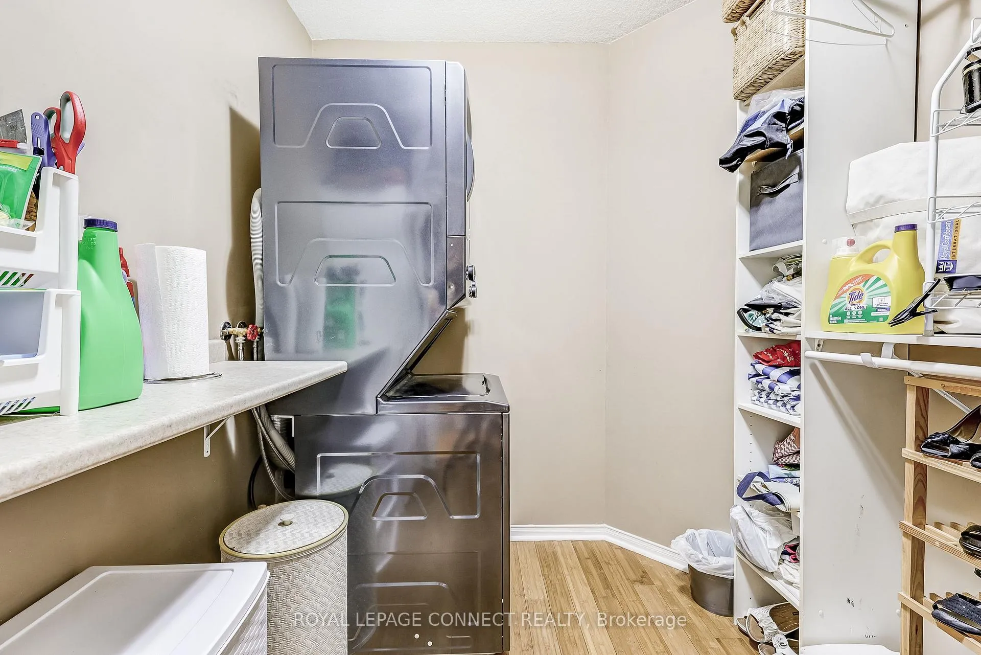 Photo 21 of 439 Woodsmere Crescent E, Pickering, Amberlea — HOMEH