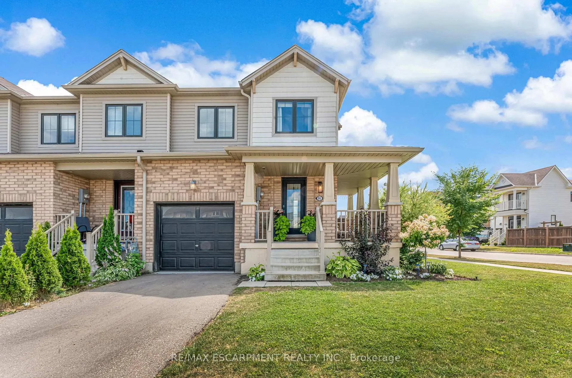 Photo 2 of 95 Thompson Road, Haldimand — HOMEH