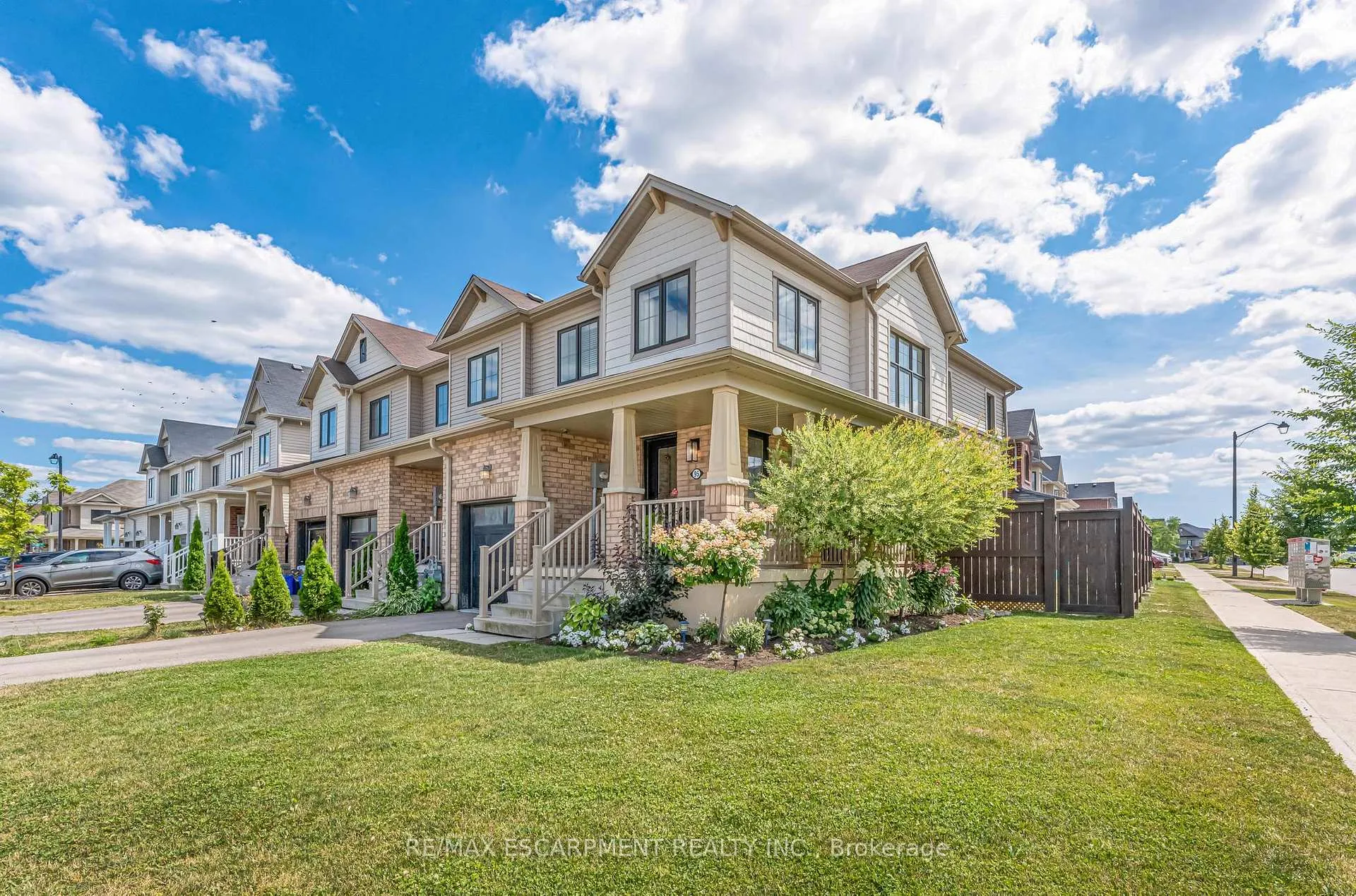 Photo 3 of 95 Thompson Road, Haldimand — HOMEH