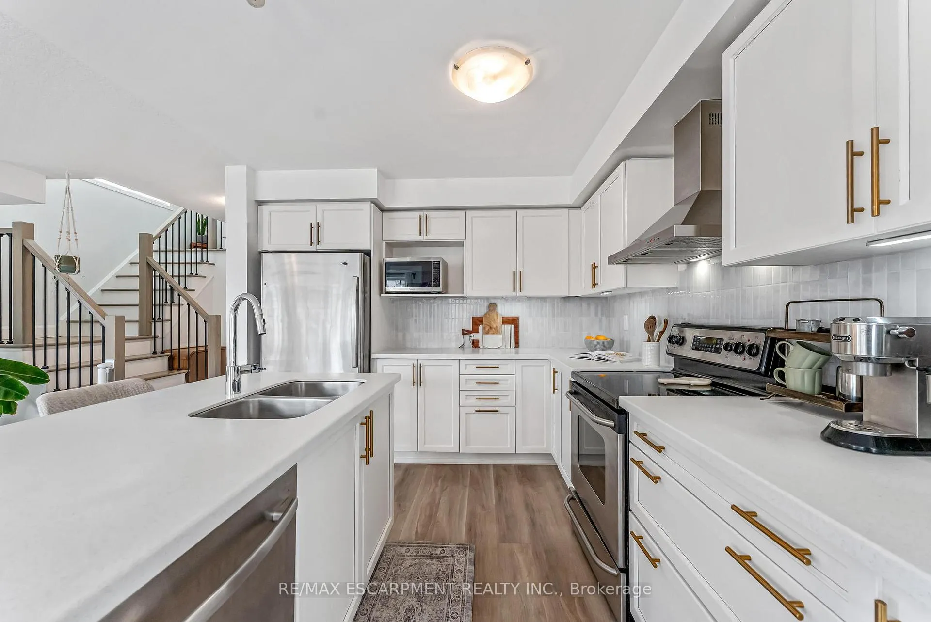 Photo 11 of 95 Thompson Road, Haldimand — HOMEH