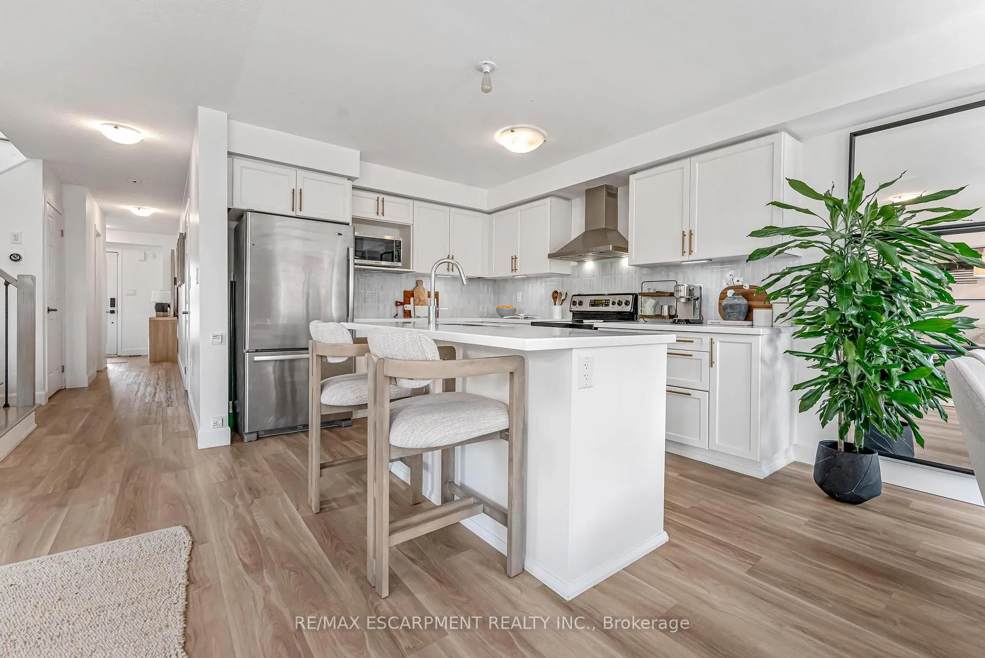 Photo 14 of 95 Thompson Road, Haldimand — HOMEH