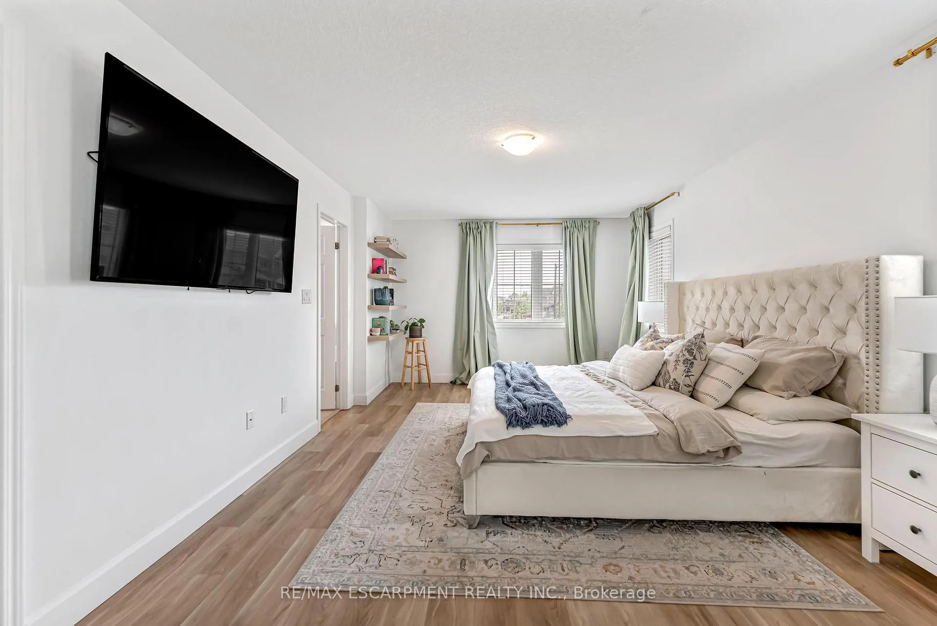 Photo 28 of 95 Thompson Road, Haldimand — HOMEH