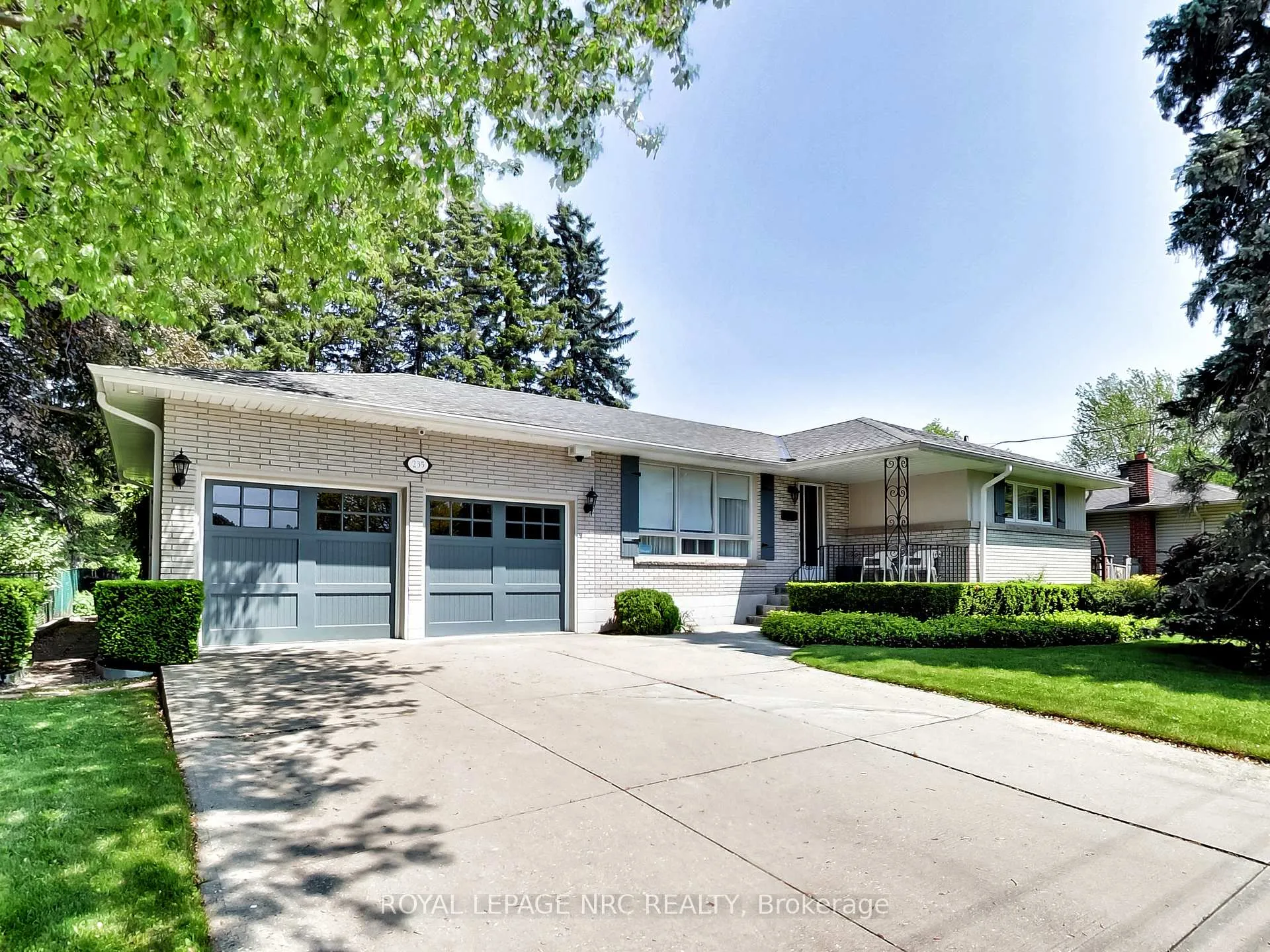 Photo 1 of 235 Seminole Road, Hamilton, Ancaster — HOMEH