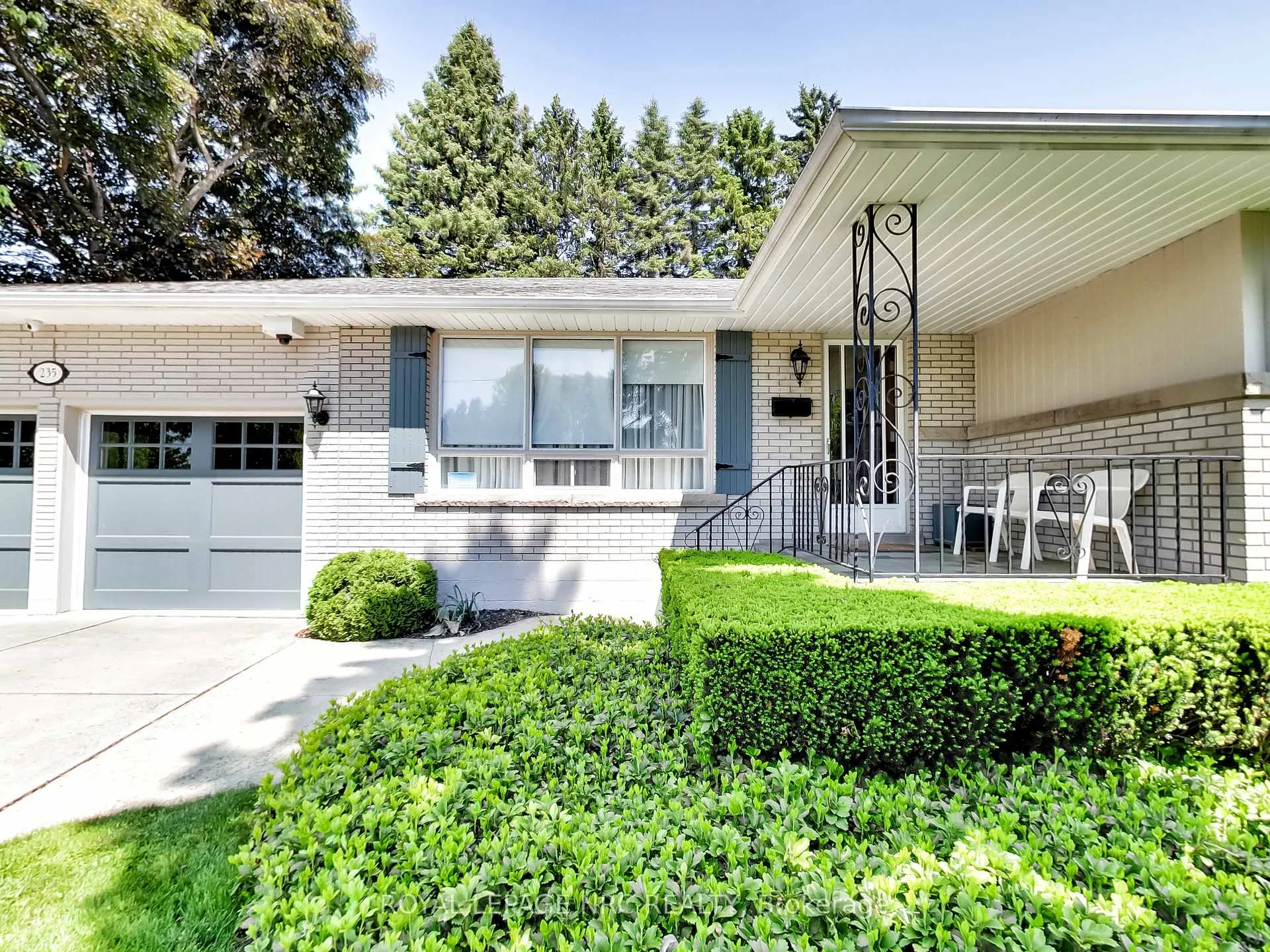 Photo 5 of 235 Seminole Road, Hamilton, Ancaster — HOMEH
