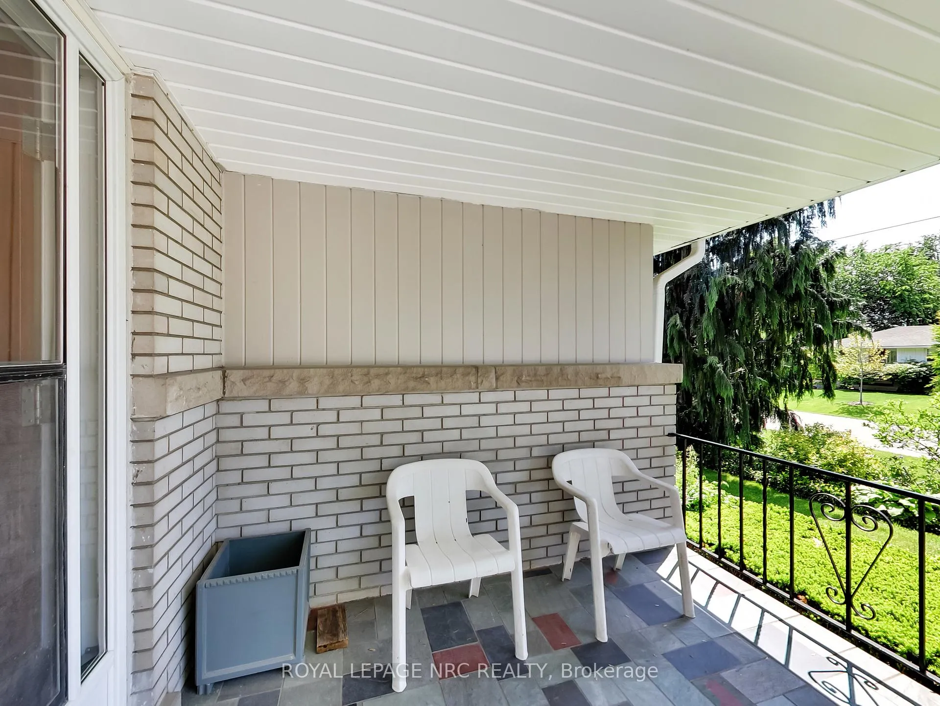 Photo 6 of 235 Seminole Road, Hamilton, Ancaster — HOMEH