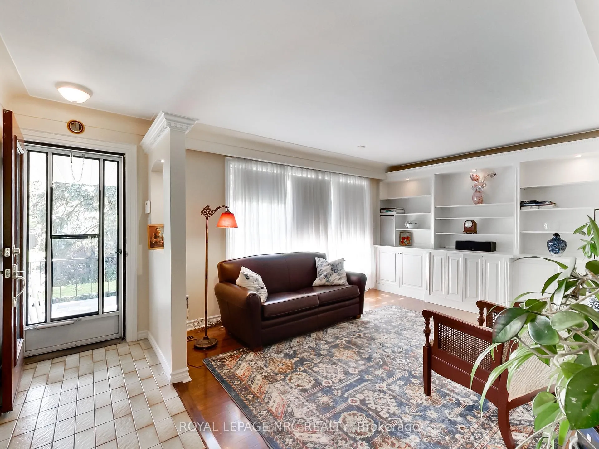 Photo 10 of 235 Seminole Road, Hamilton, Ancaster — HOMEH