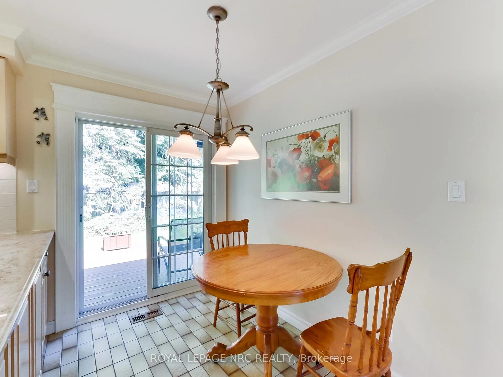 Photo 14 of 235 Seminole Road, Hamilton, Ancaster — HOMEH