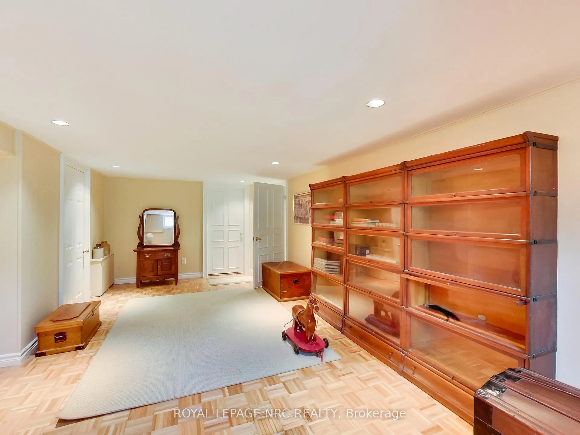 Photo 32 of 235 Seminole Road, Hamilton, Ancaster — HOMEH