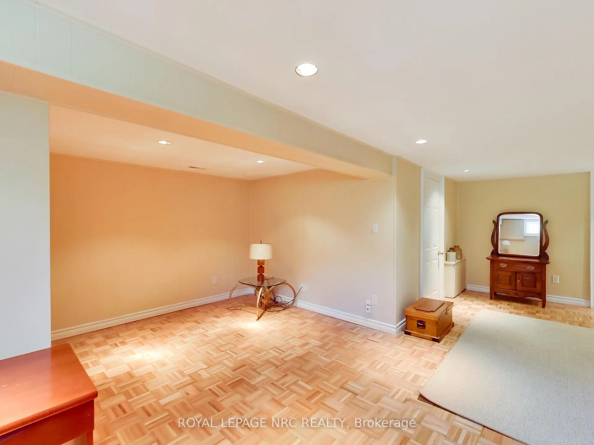 Photo 33 of 235 Seminole Road, Hamilton, Ancaster — HOMEH