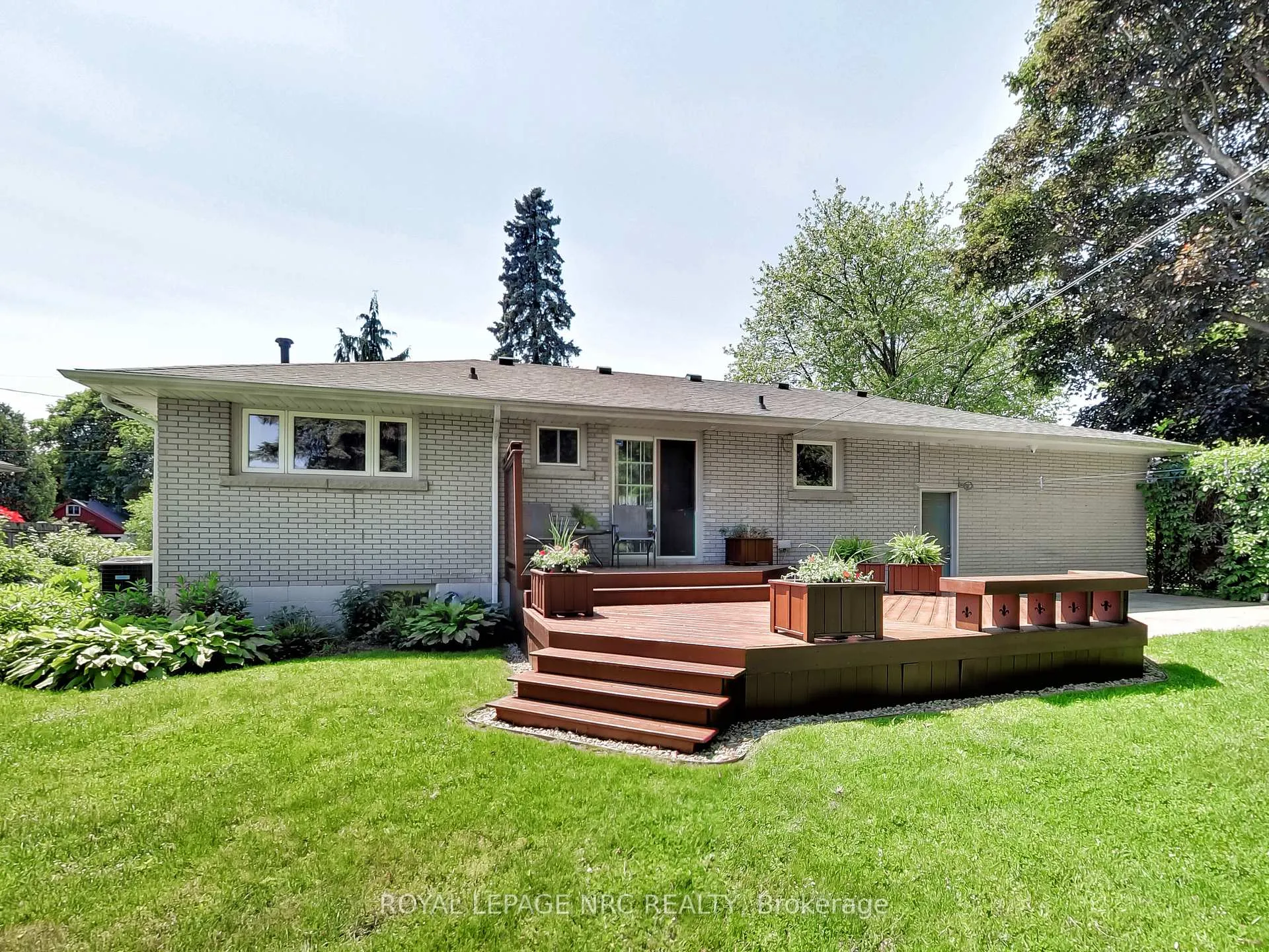 Photo 38 of 235 Seminole Road, Hamilton, Ancaster — HOMEH