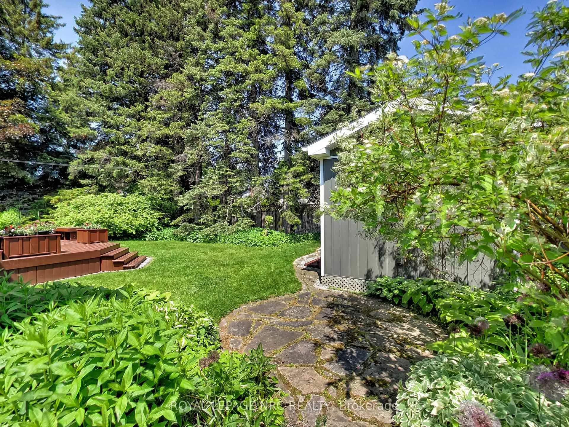 Photo 40 of 235 Seminole Road, Hamilton, Ancaster — HOMEH