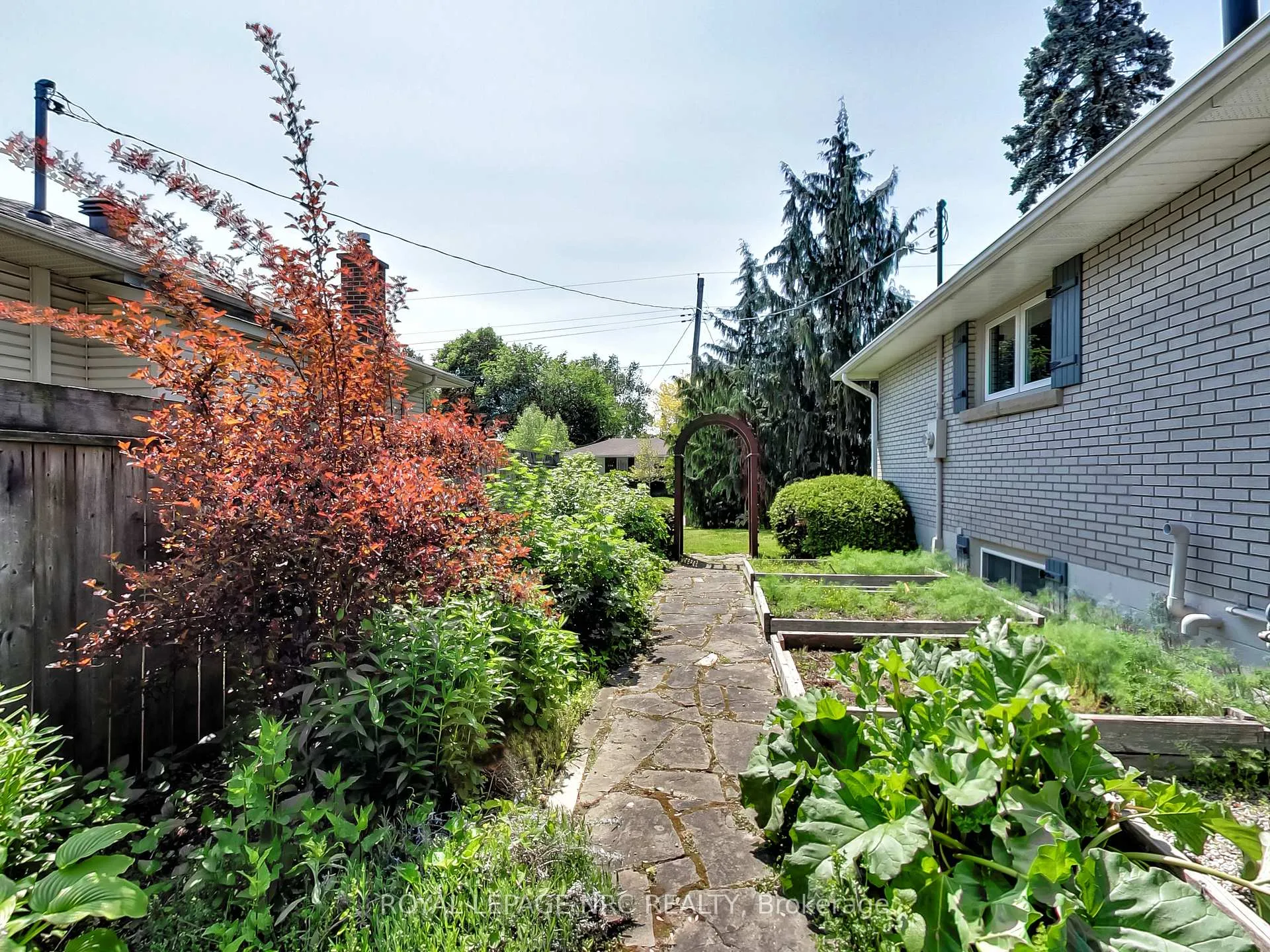 Photo 41 of 235 Seminole Road, Hamilton, Ancaster — HOMEH