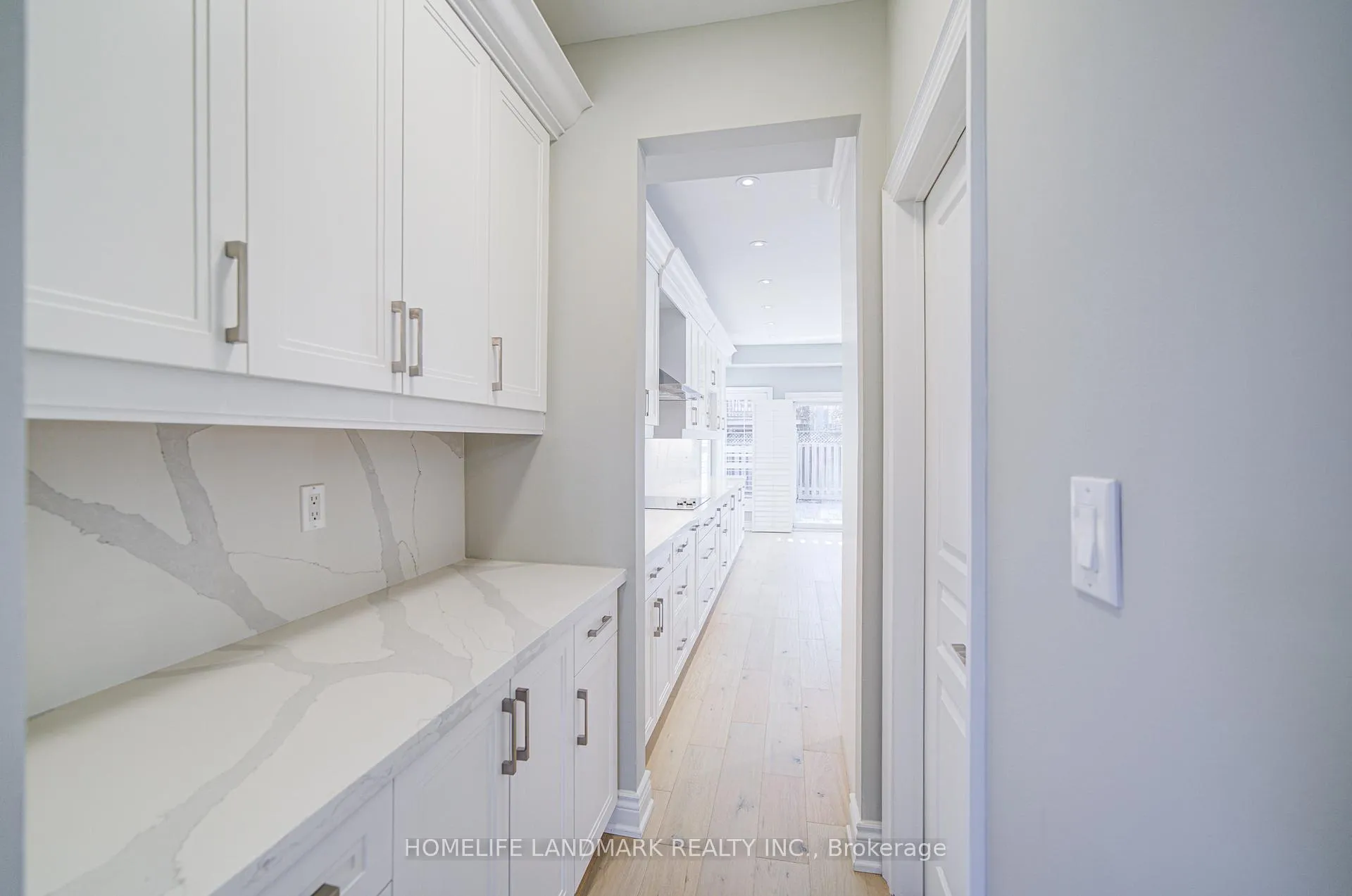 Photo 6 of 214 Alfred Paterson Drive, Markham, Greensborough — HOMEH