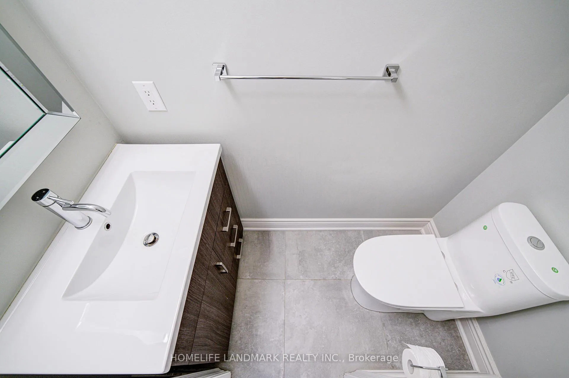 Photo 16 of 214 Alfred Paterson Drive, Markham, Greensborough — HOMEH