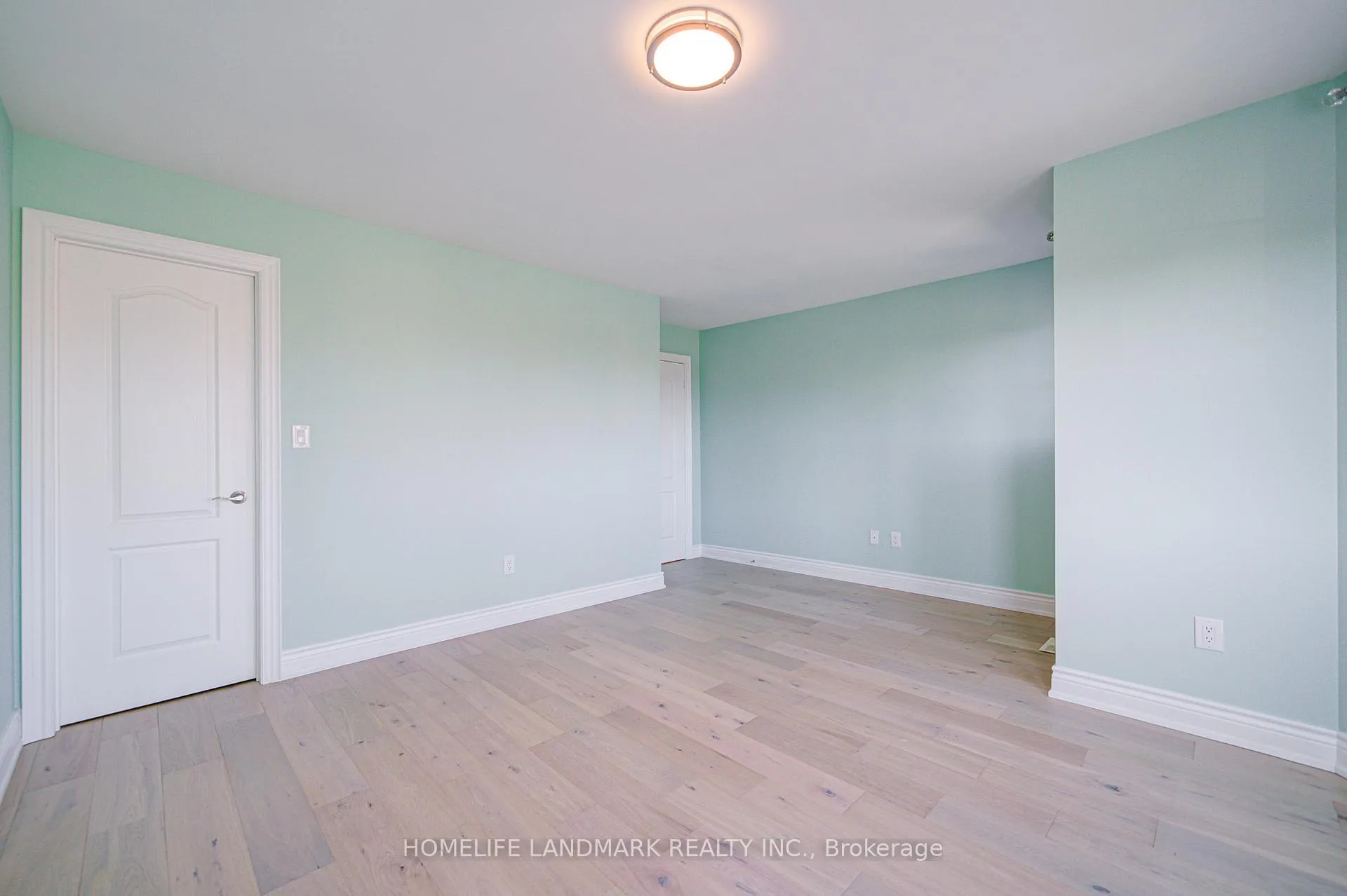 Photo 24 of 214 Alfred Paterson Drive, Markham, Greensborough — HOMEH