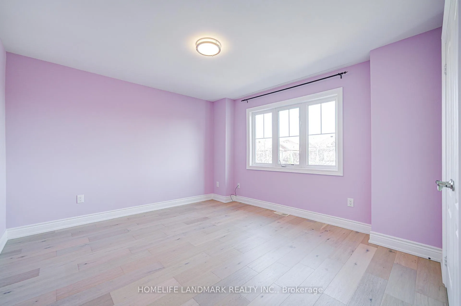 Photo 31 of 214 Alfred Paterson Drive, Markham, Greensborough — HOMEH