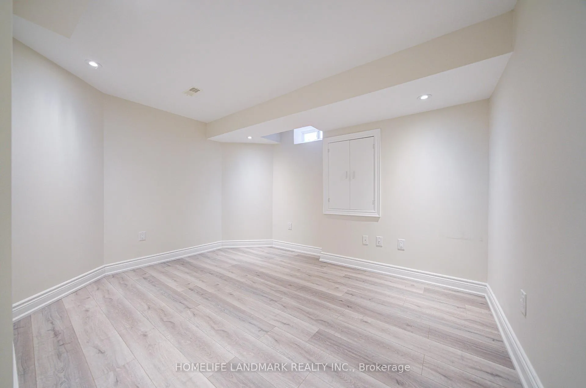 Photo 44 of 214 Alfred Paterson Drive, Markham, Greensborough — HOMEH