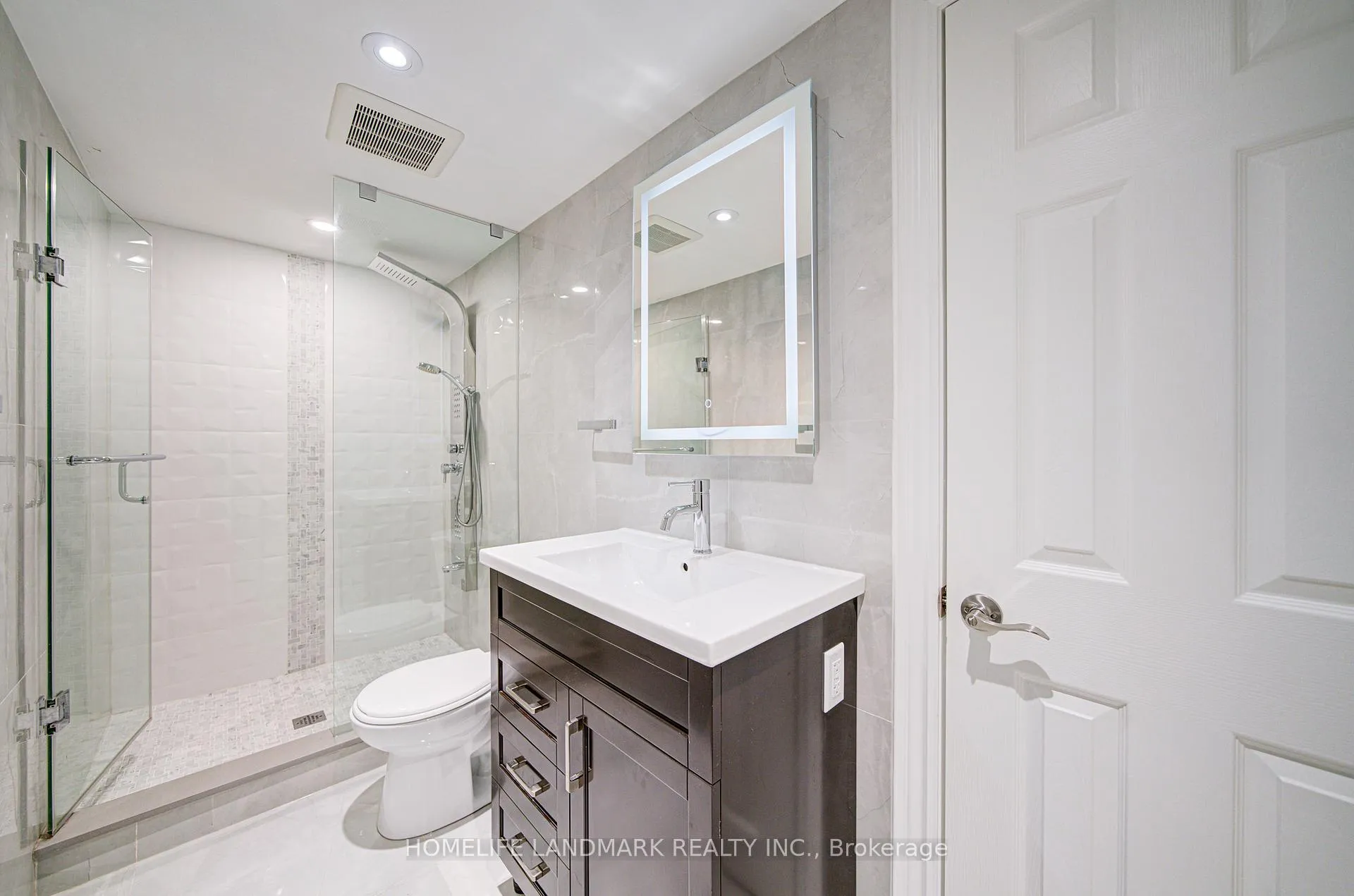 Photo 46 of 214 Alfred Paterson Drive, Markham, Greensborough — HOMEH